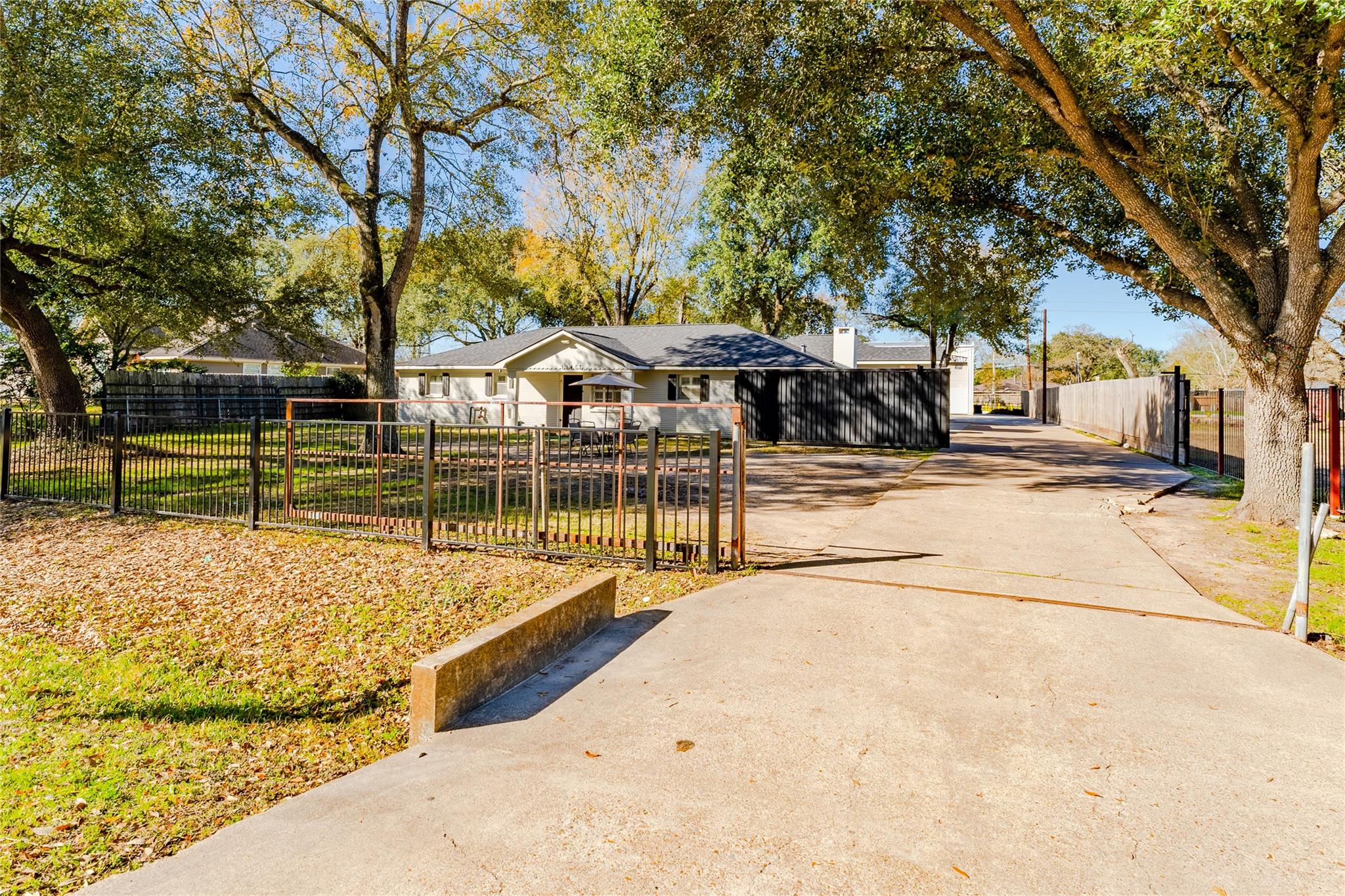 11407 Iberia Drive