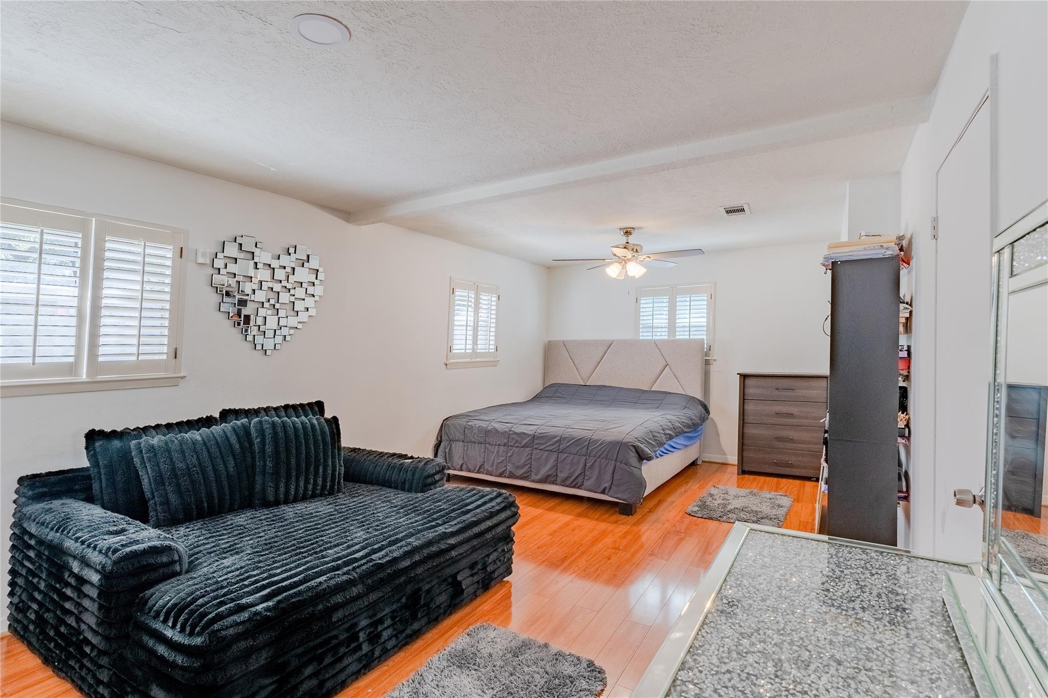 11407 Iberia Drive