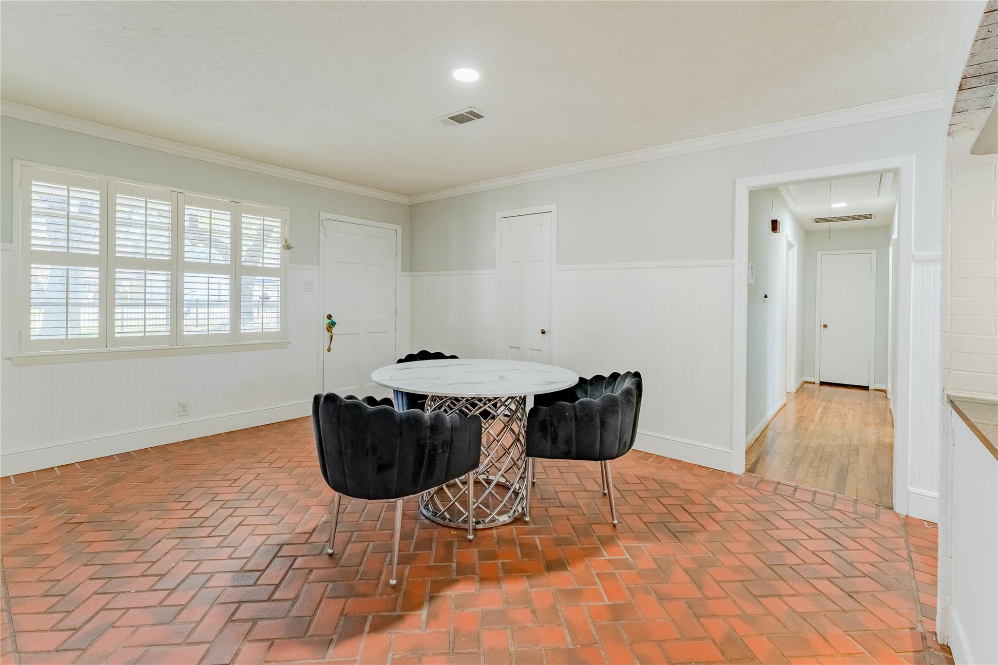 11407 Iberia Drive
