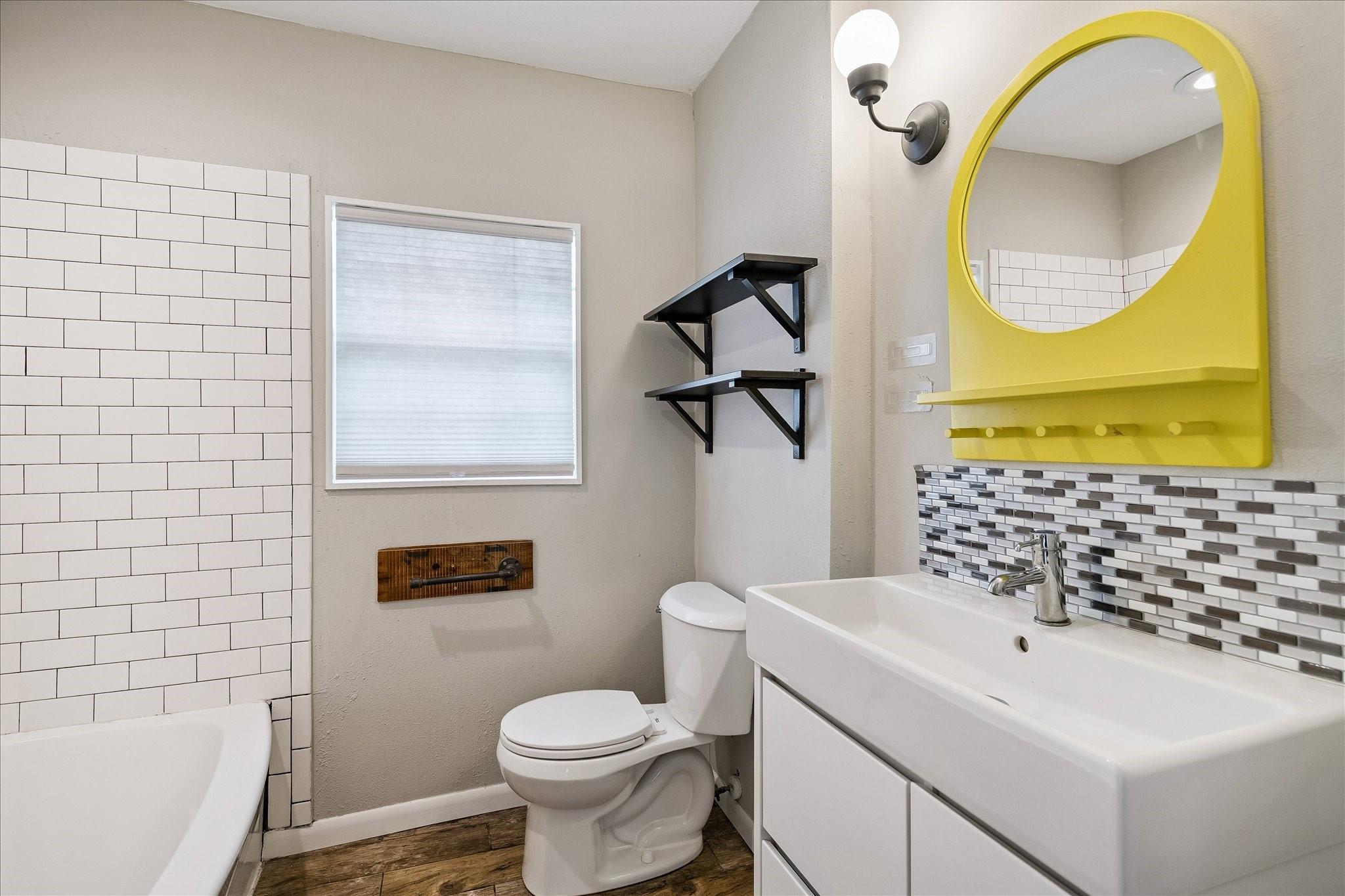 5042 Viking Drive