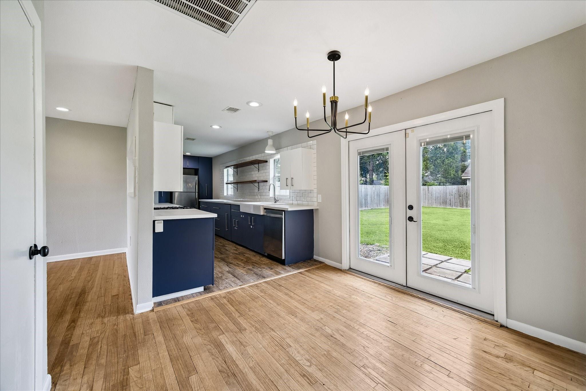 5042 Viking Drive