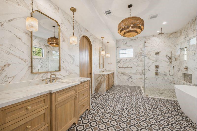 1519 Candlelight Lane