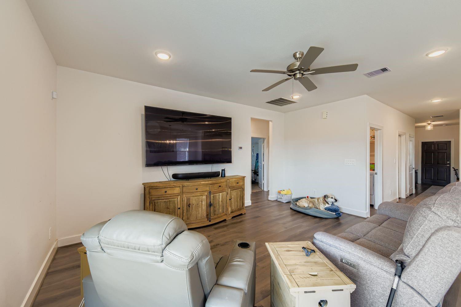 12243 N Chestnut Hills Drive