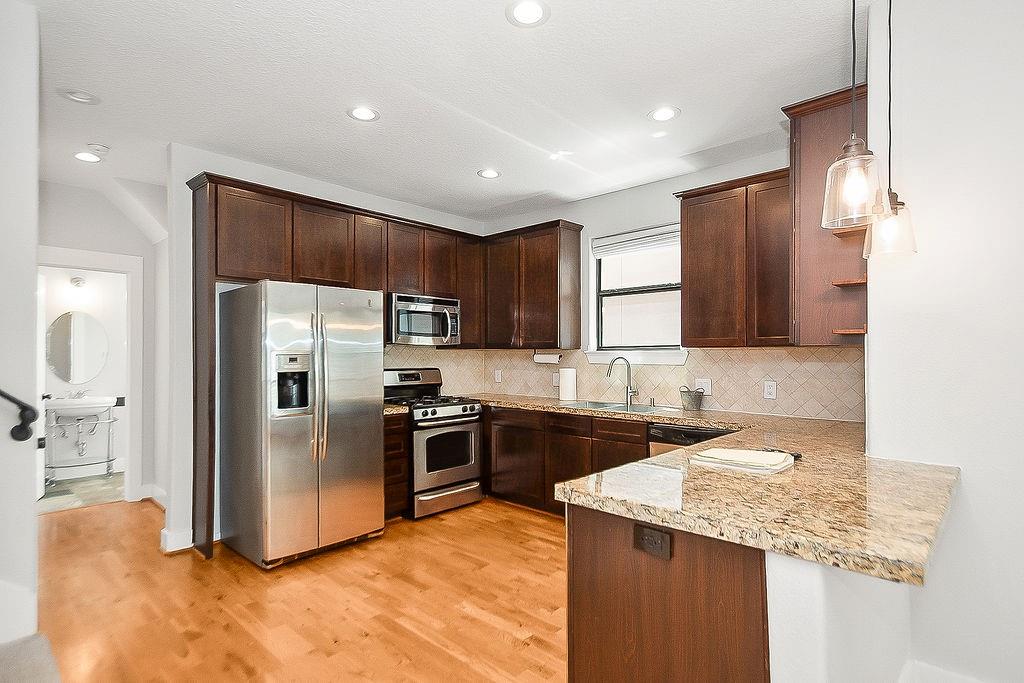 1121 W 17th Street # B