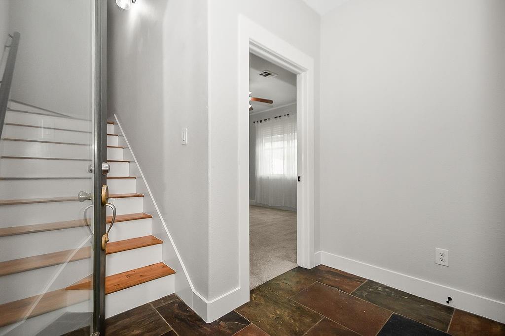 1121 W 17th Street # B