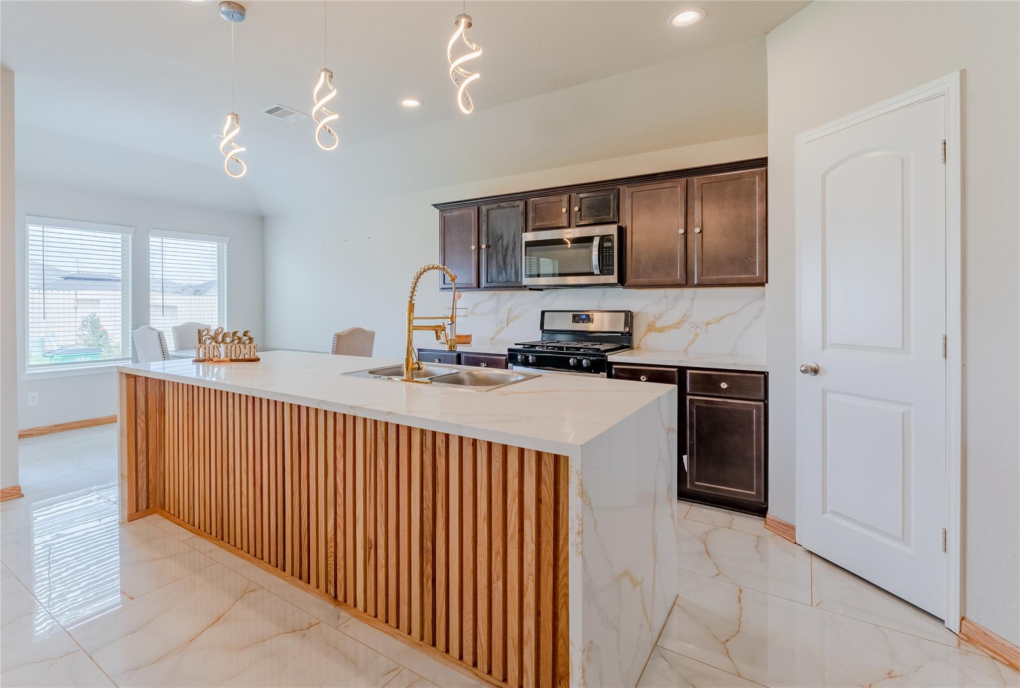 5431 Tindarey Bluff Trail