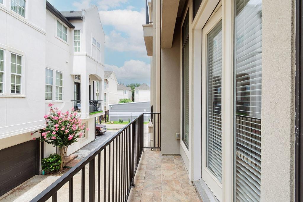 1205 Detering Street