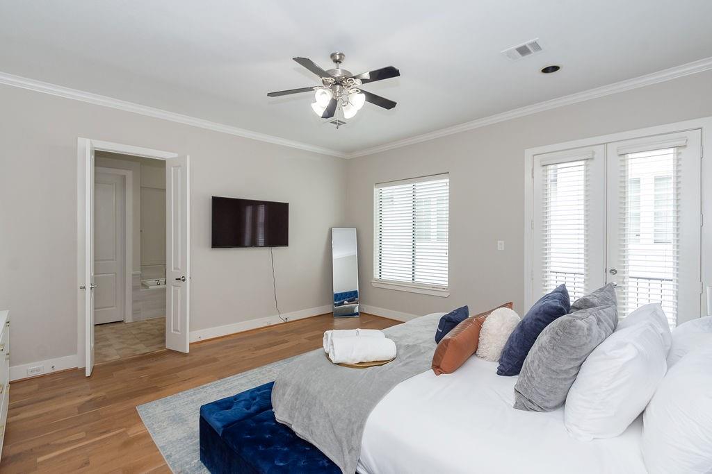 1205 Detering Street