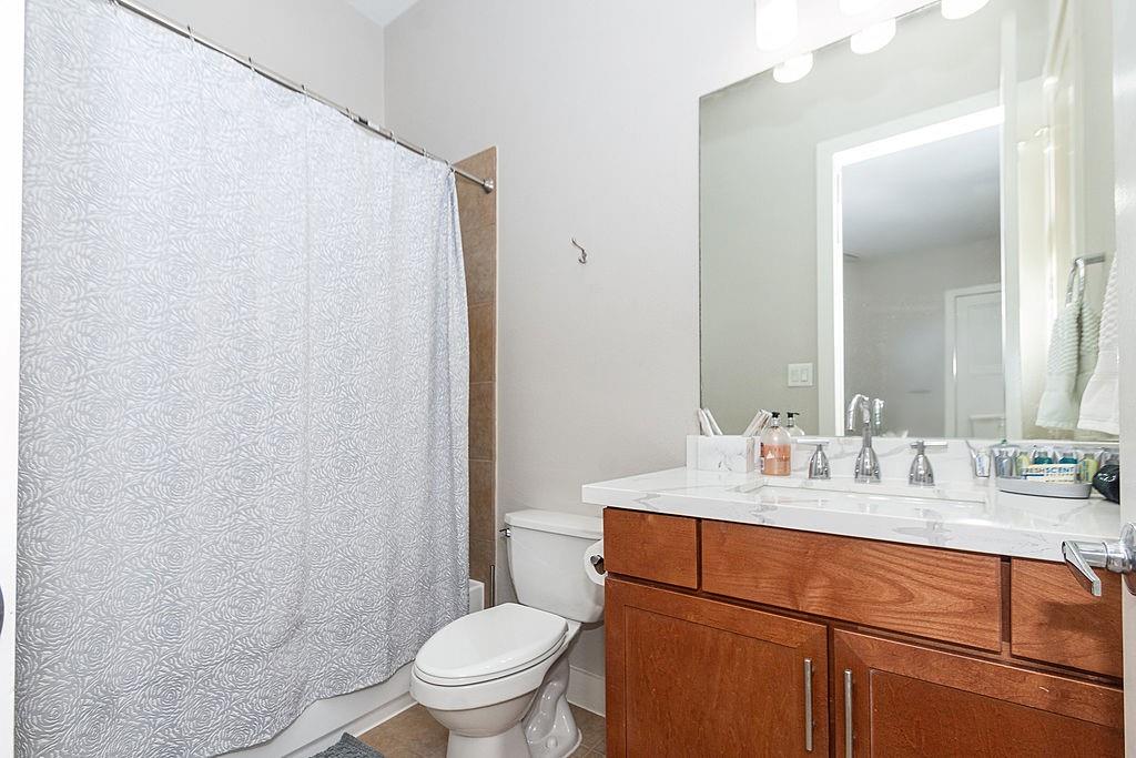 1205 Detering Street