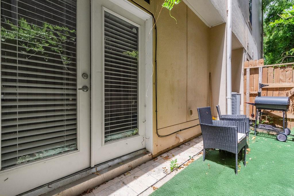 1205 Detering Street