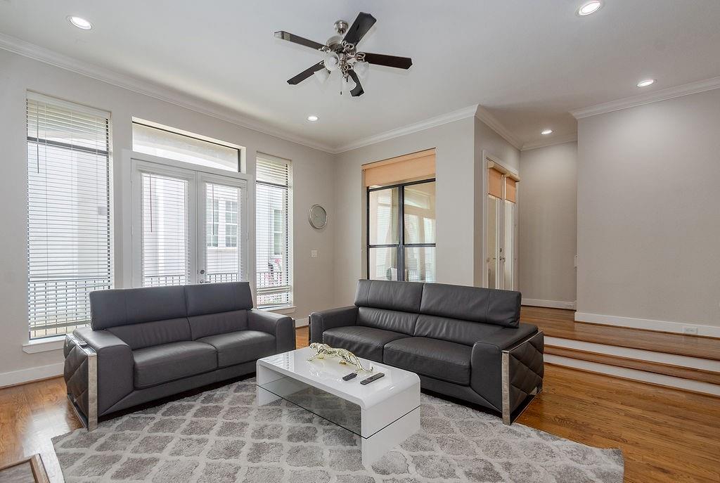 1205 Detering Street