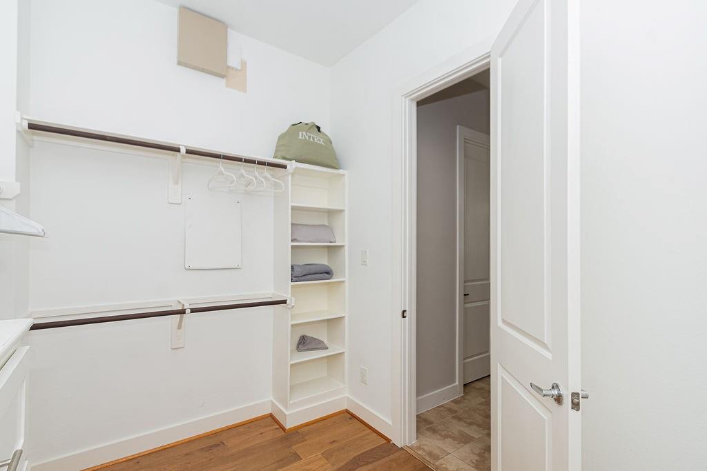 1205 Detering Street