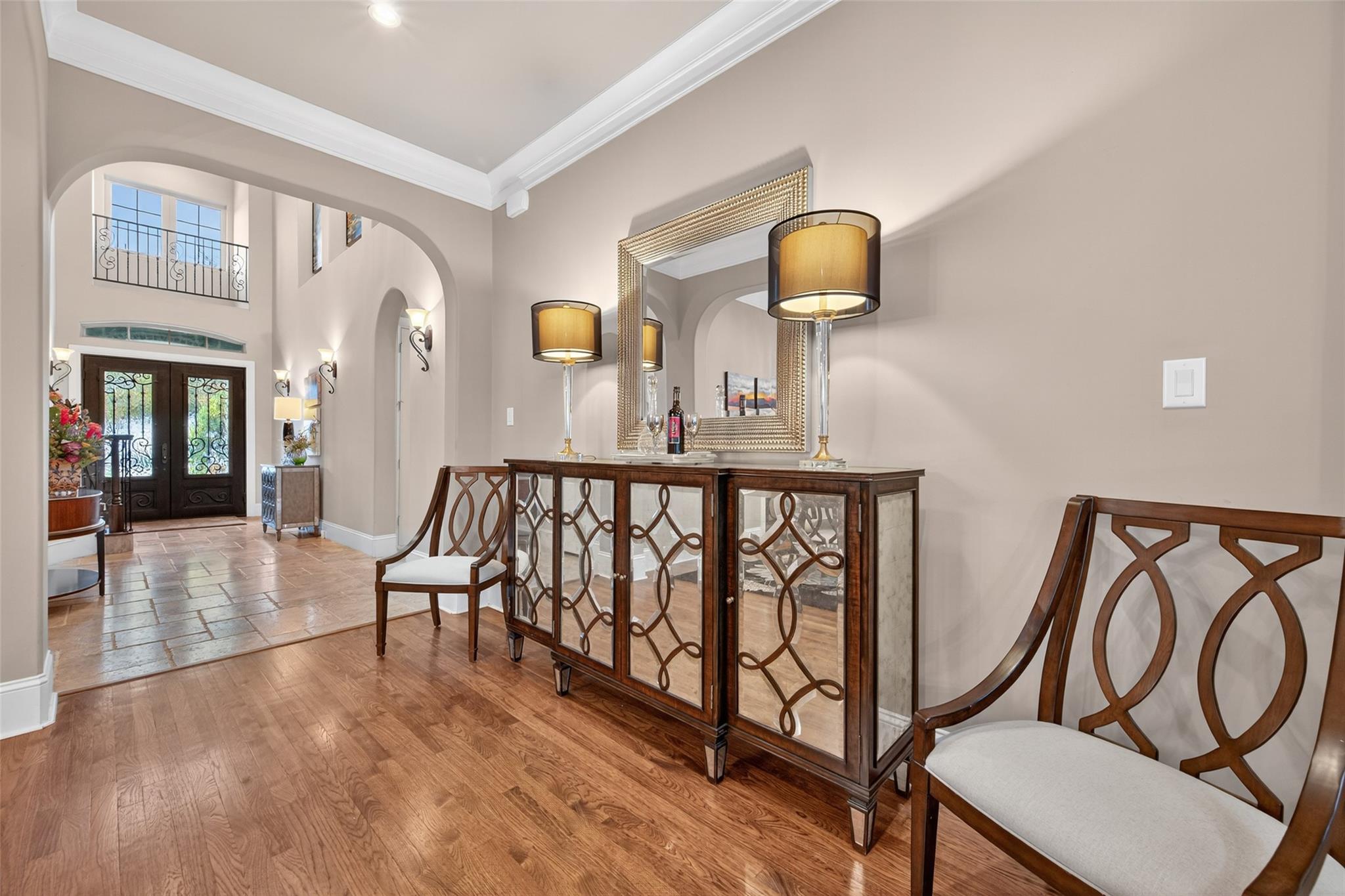 1261 Du Barry Lane