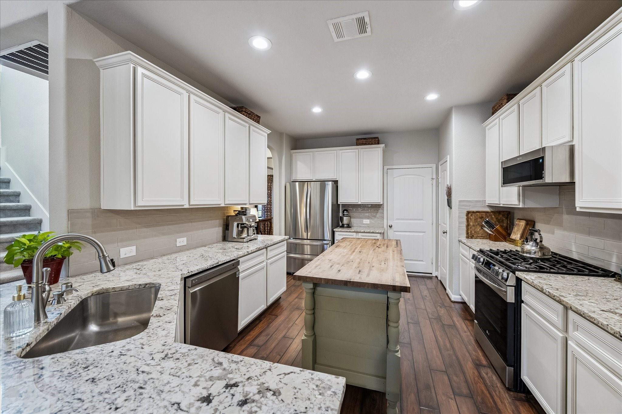 3810 Blaine Oaks Lane
