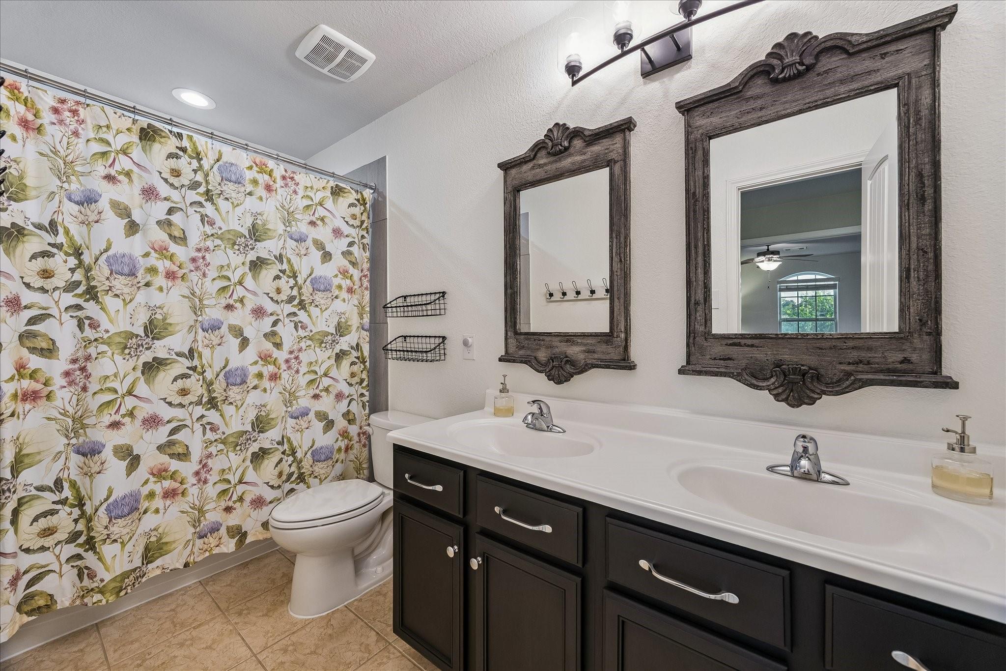3810 Blaine Oaks Lane