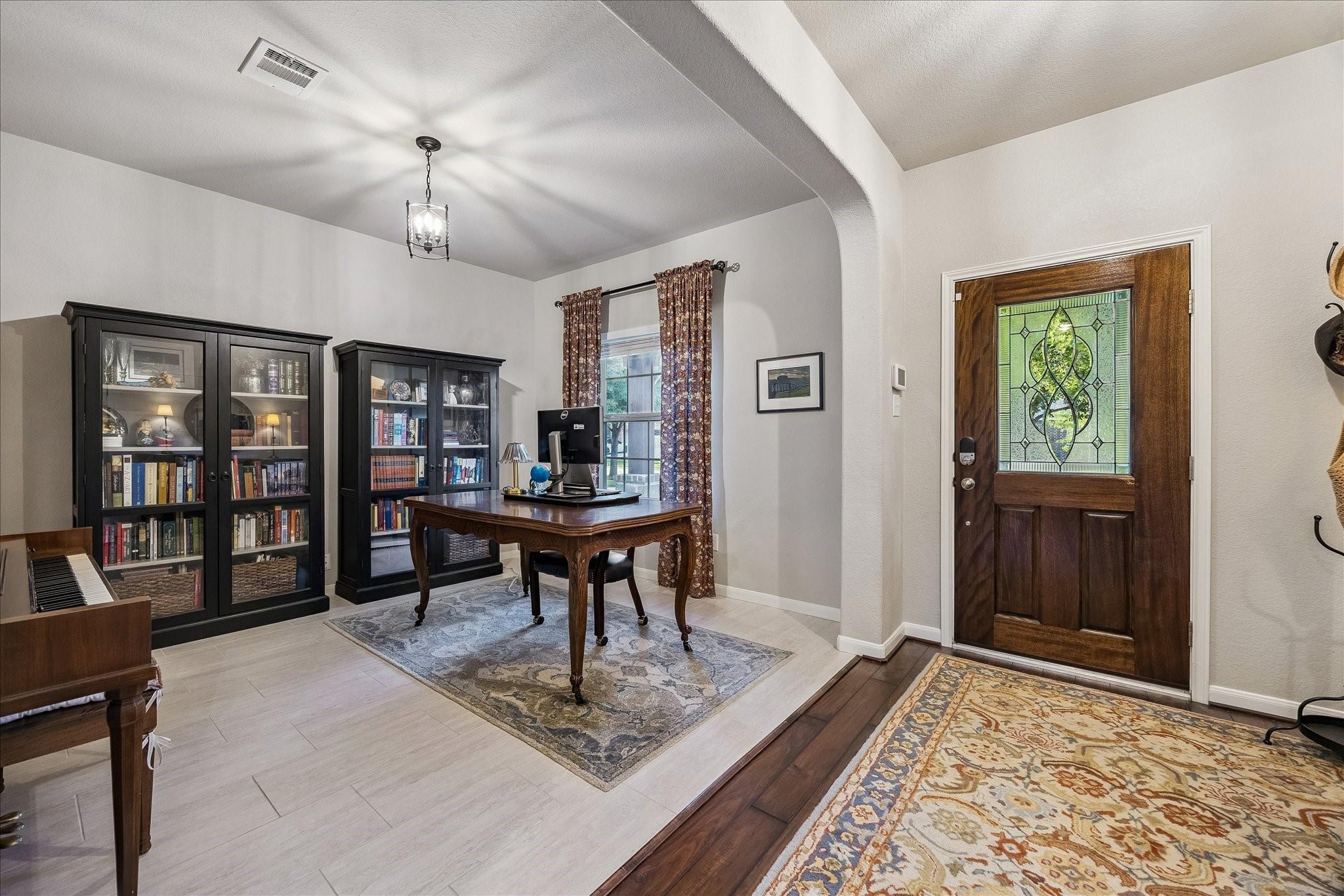3810 Blaine Oaks Lane