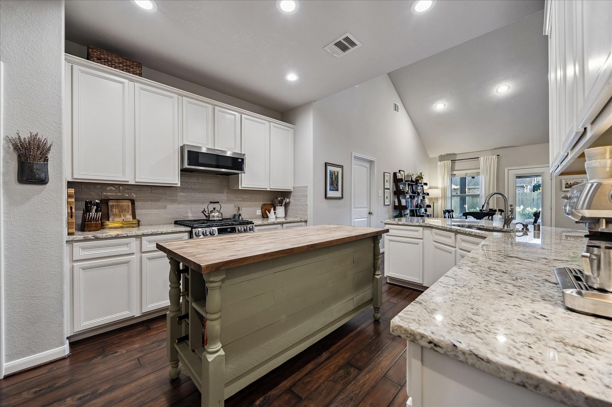 3810 Blaine Oaks Lane