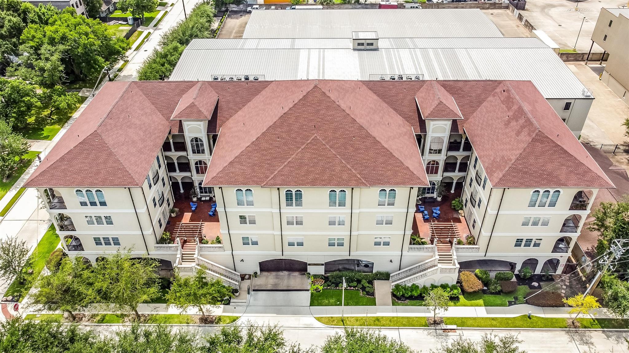 7134 Mapleridge Street # 3C