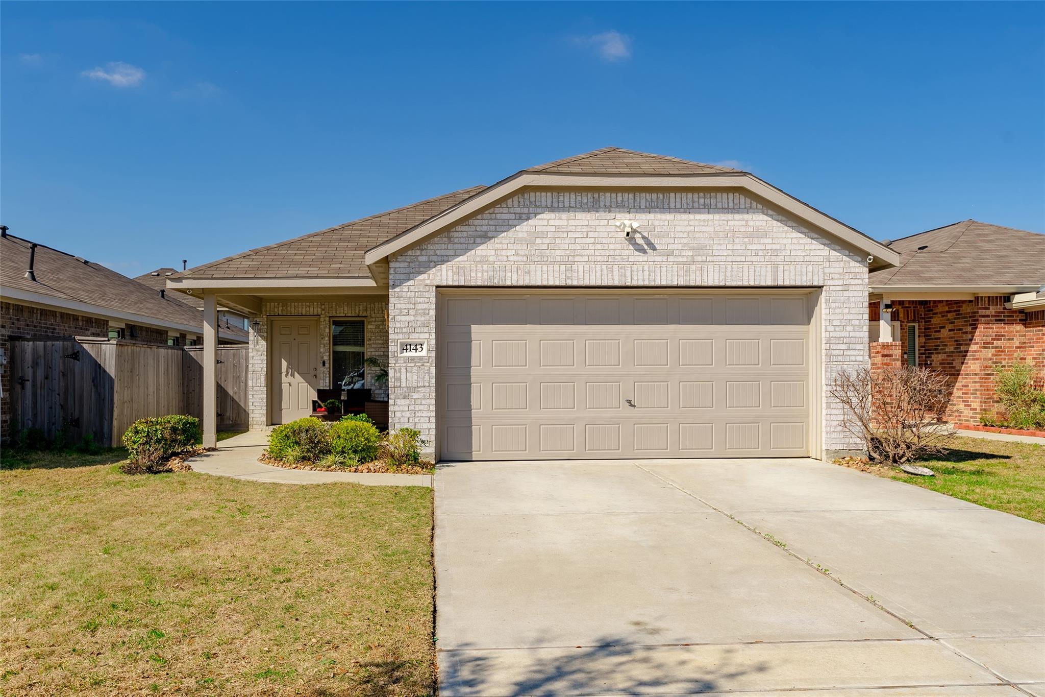 4143 Saltillo Lakes Drive