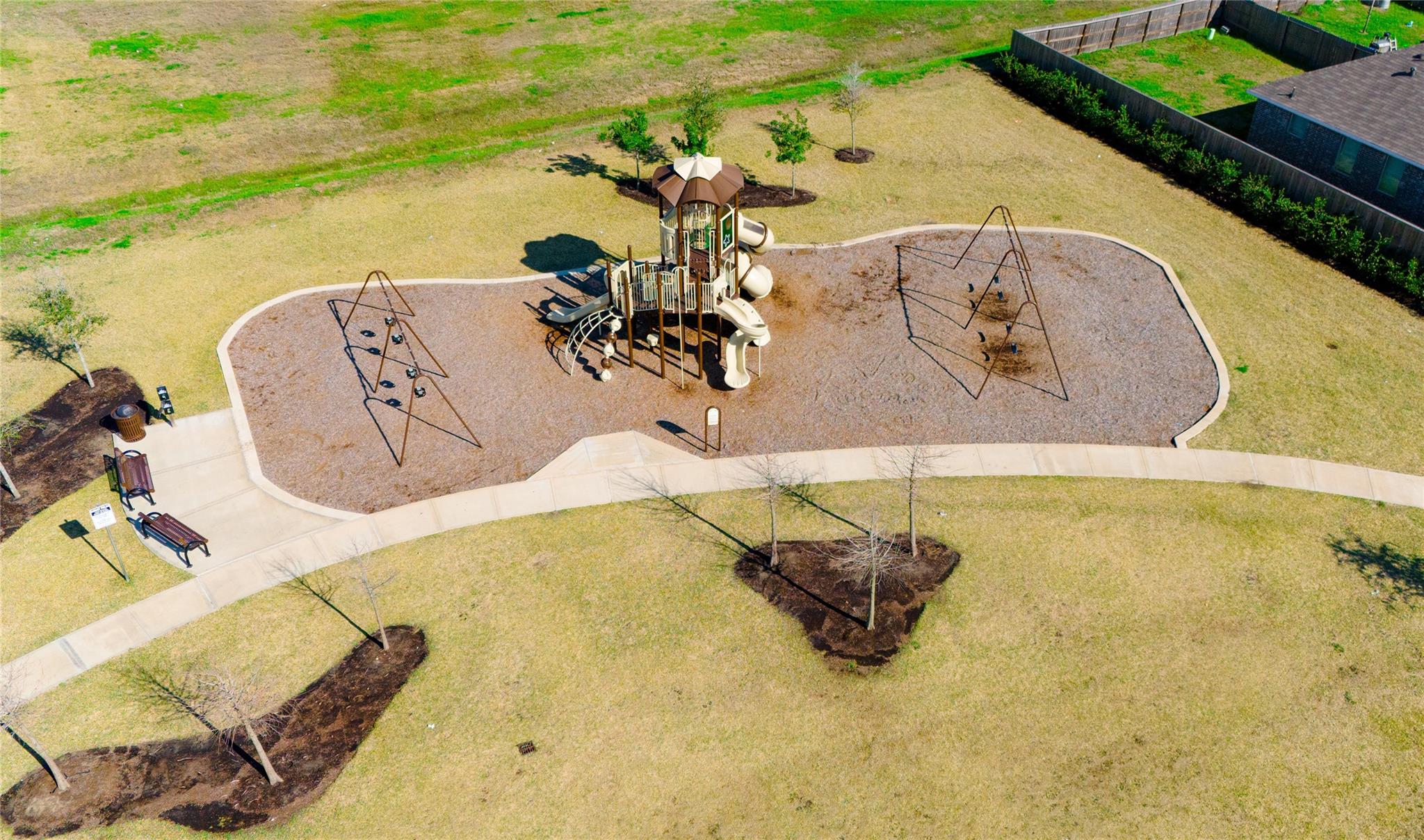 4143 Saltillo Lakes Drive