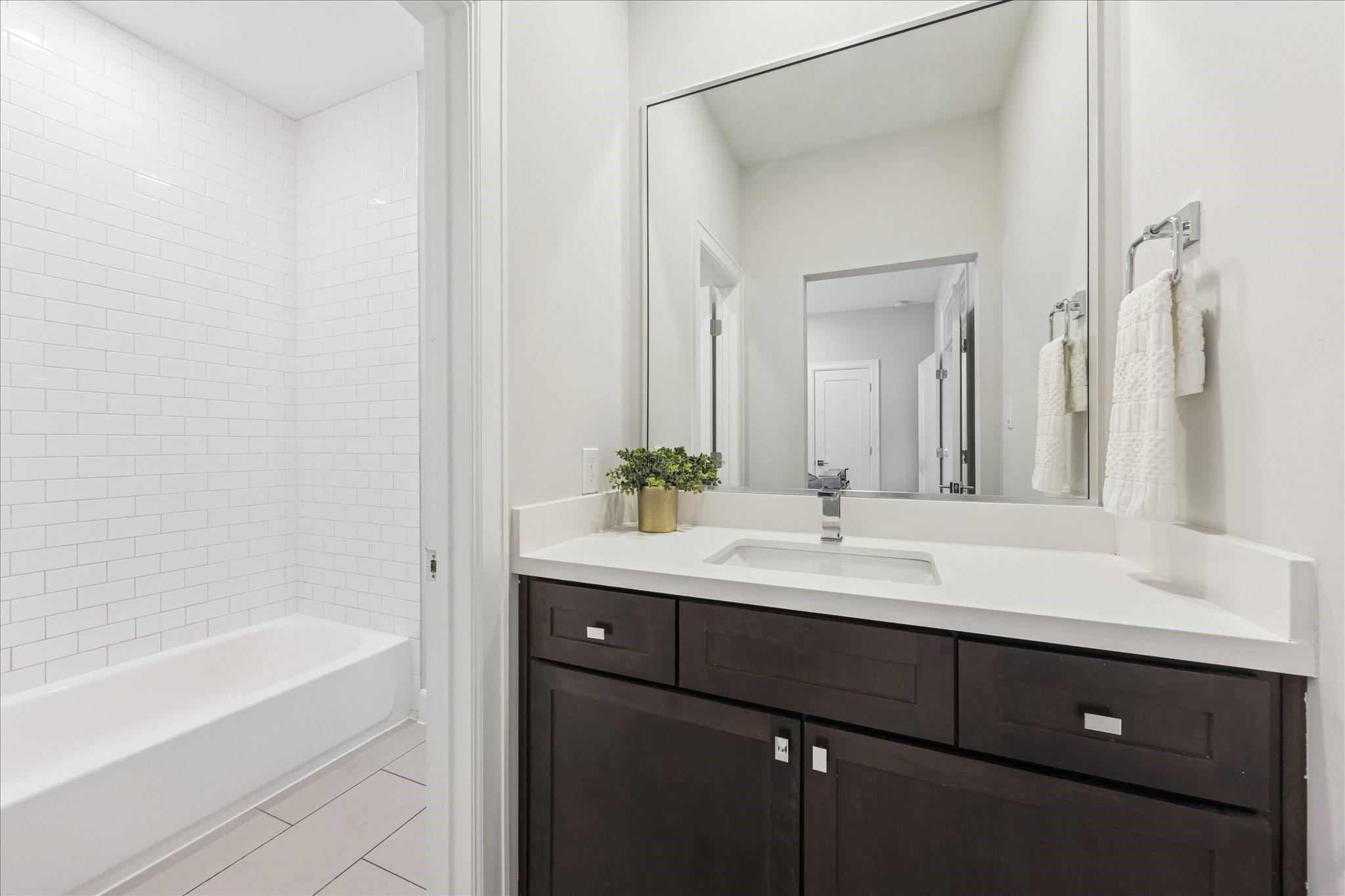 1213 Crockett Street