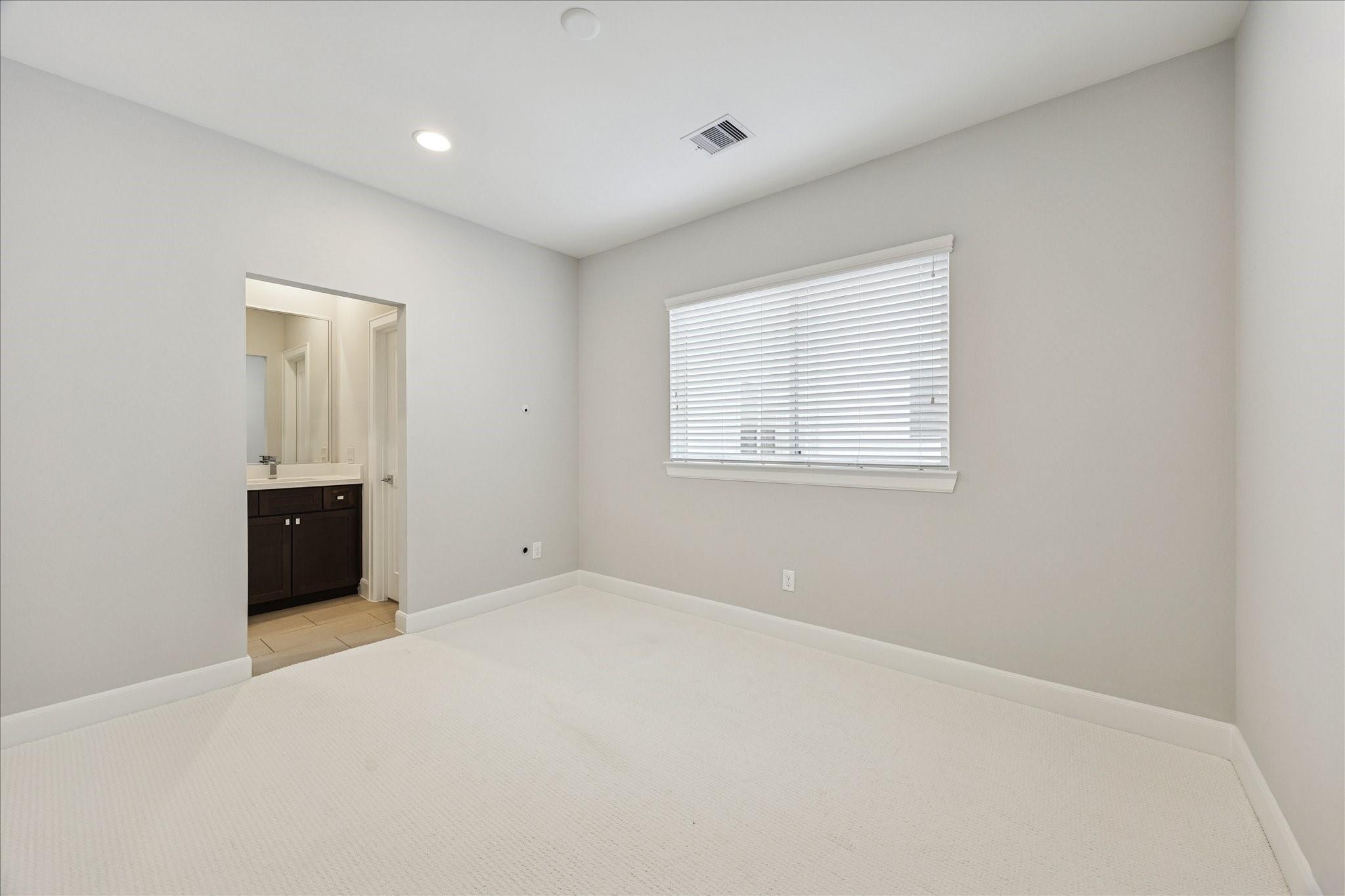 1213 Crockett Street