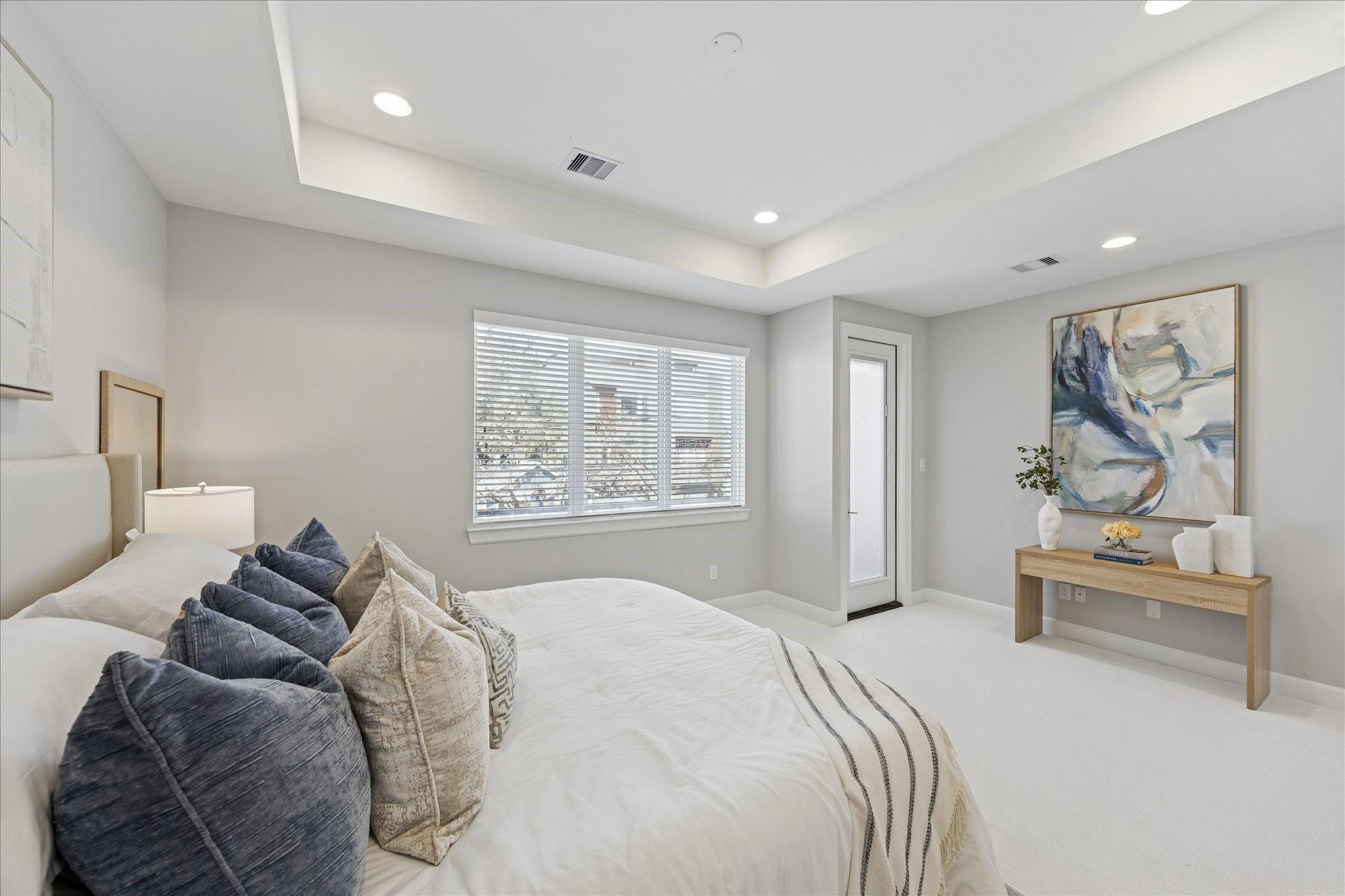 1213 Crockett Street