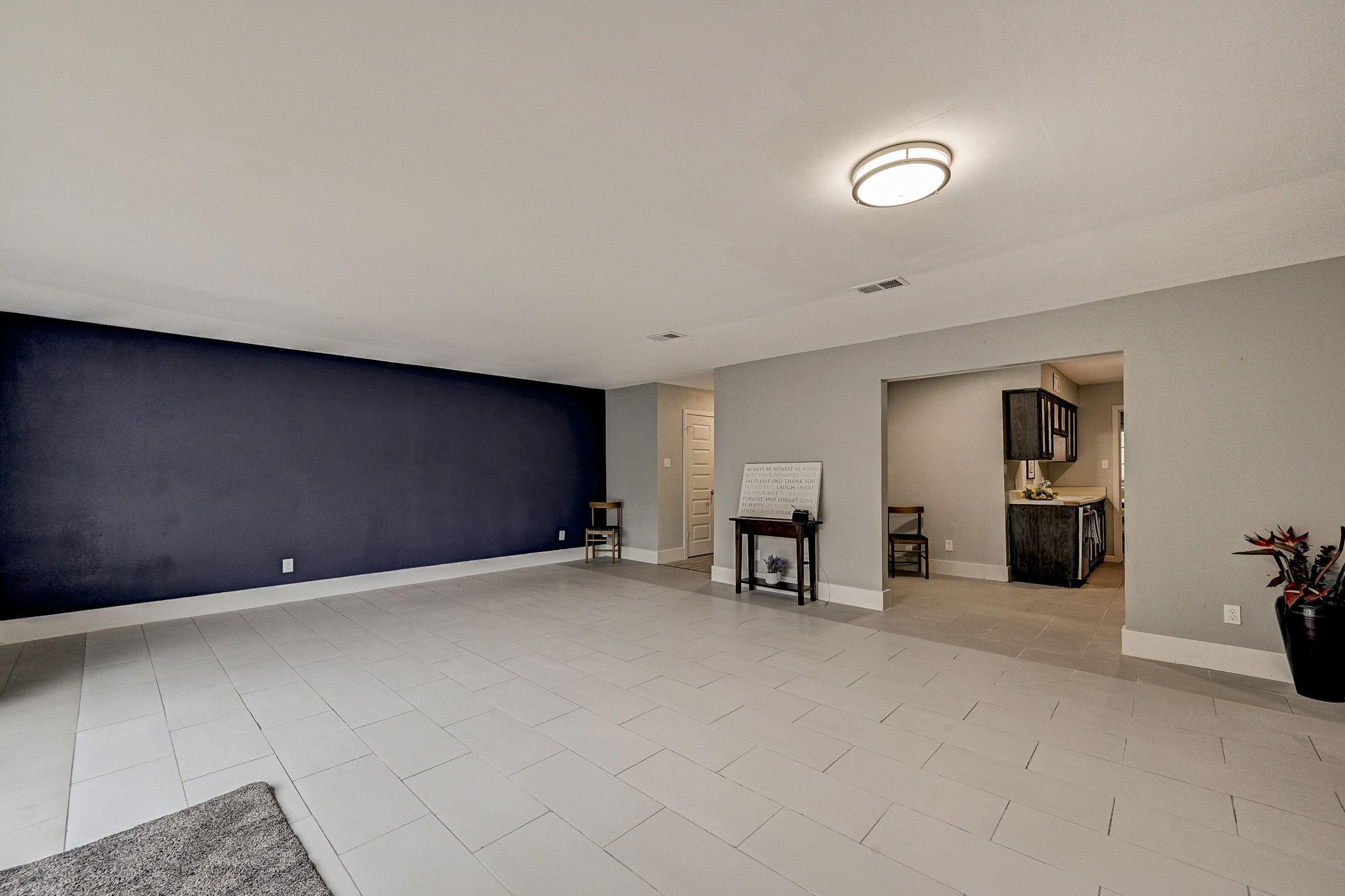 13194 Trail Hollow Drive
