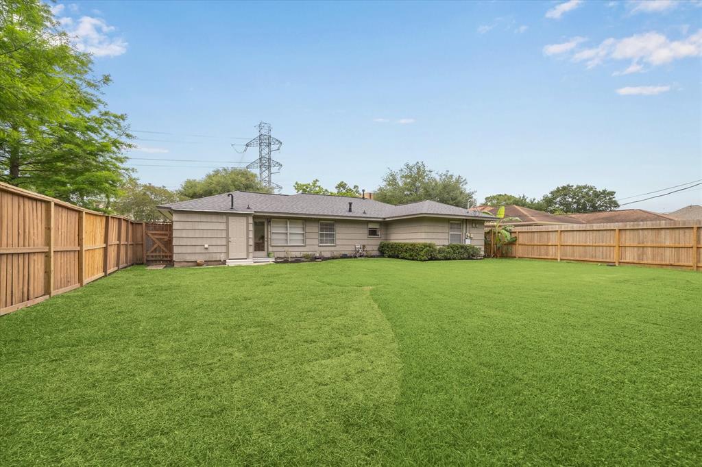 4717 Saxon Street