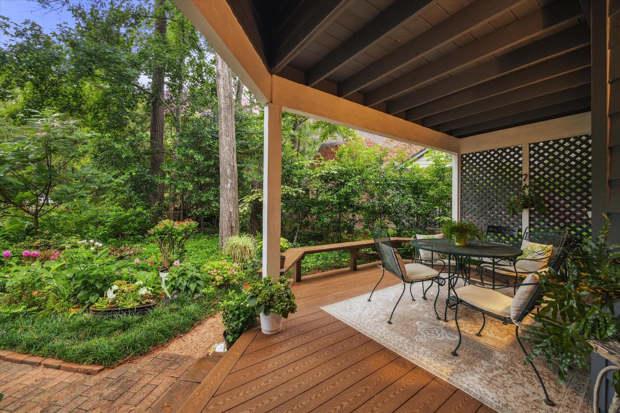 11 Leaf Trace Court