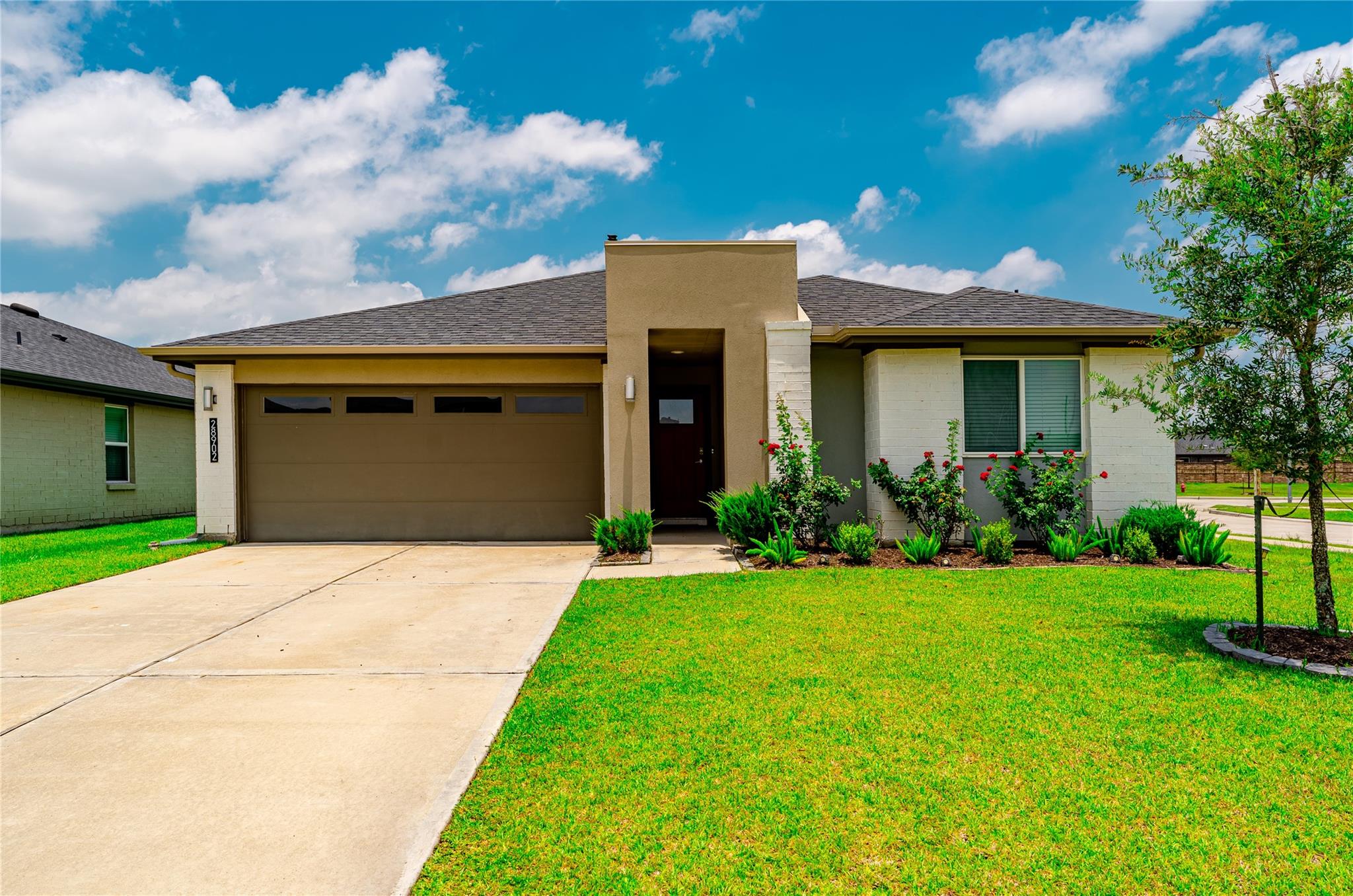 28902 Yachting Point Lane