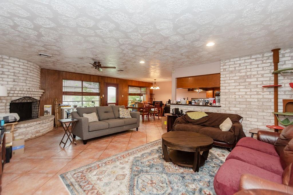 9103 Meaux Drive