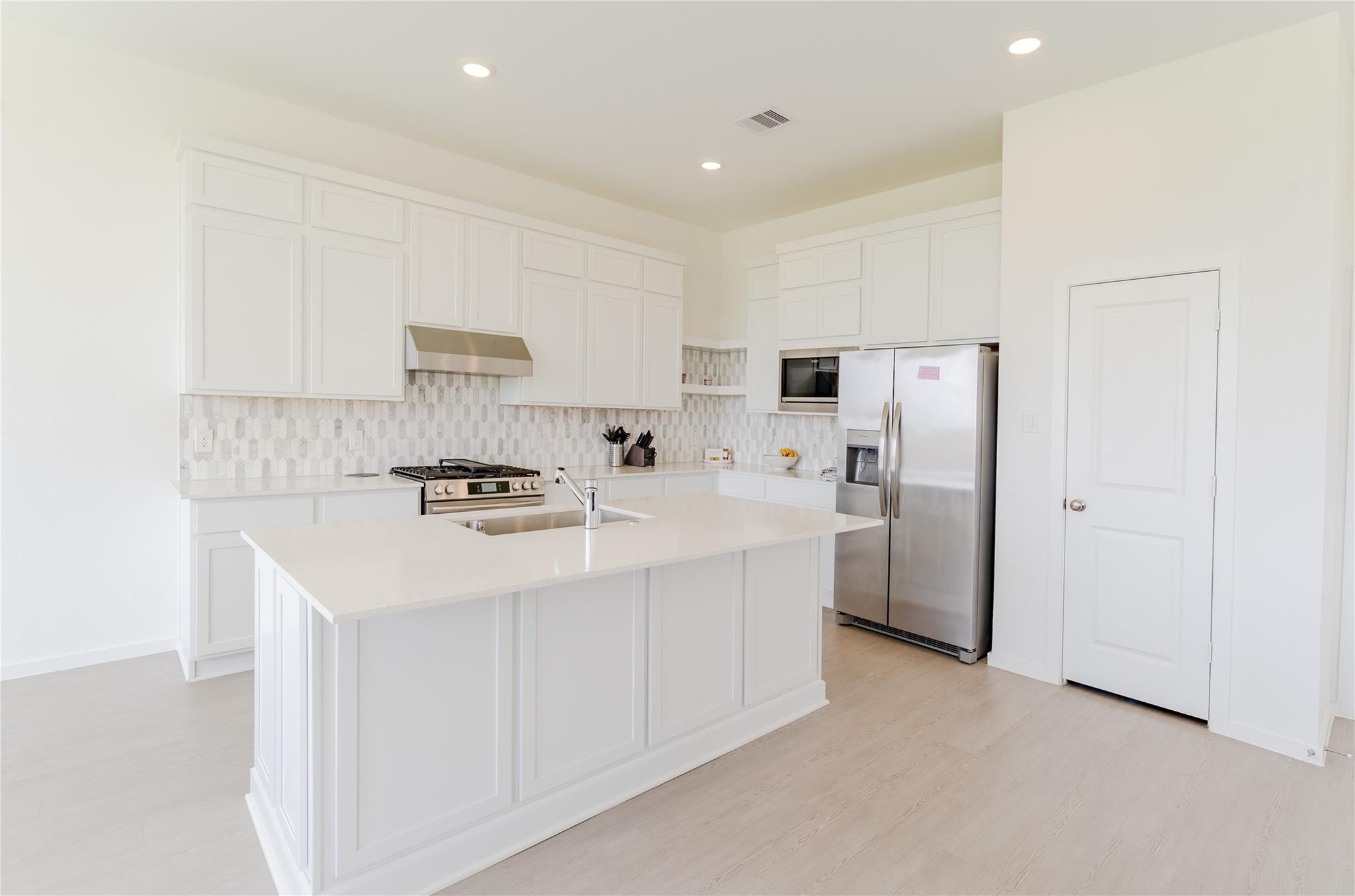 6371 Iron Clove Drive