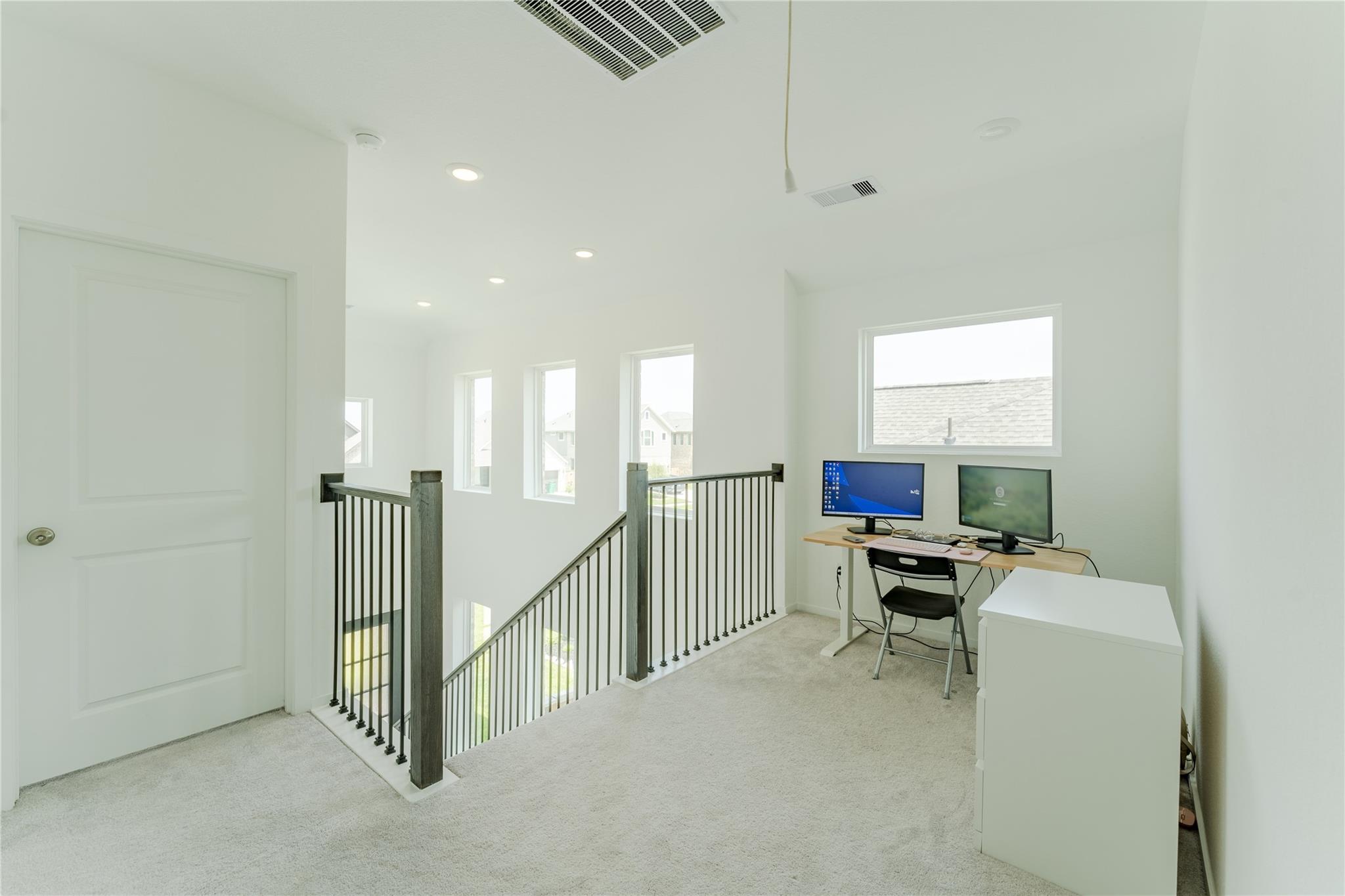 6371 Iron Clove Drive