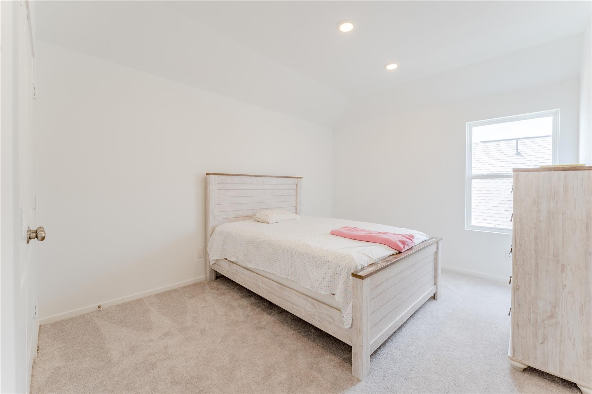 6371 Iron Clove Drive