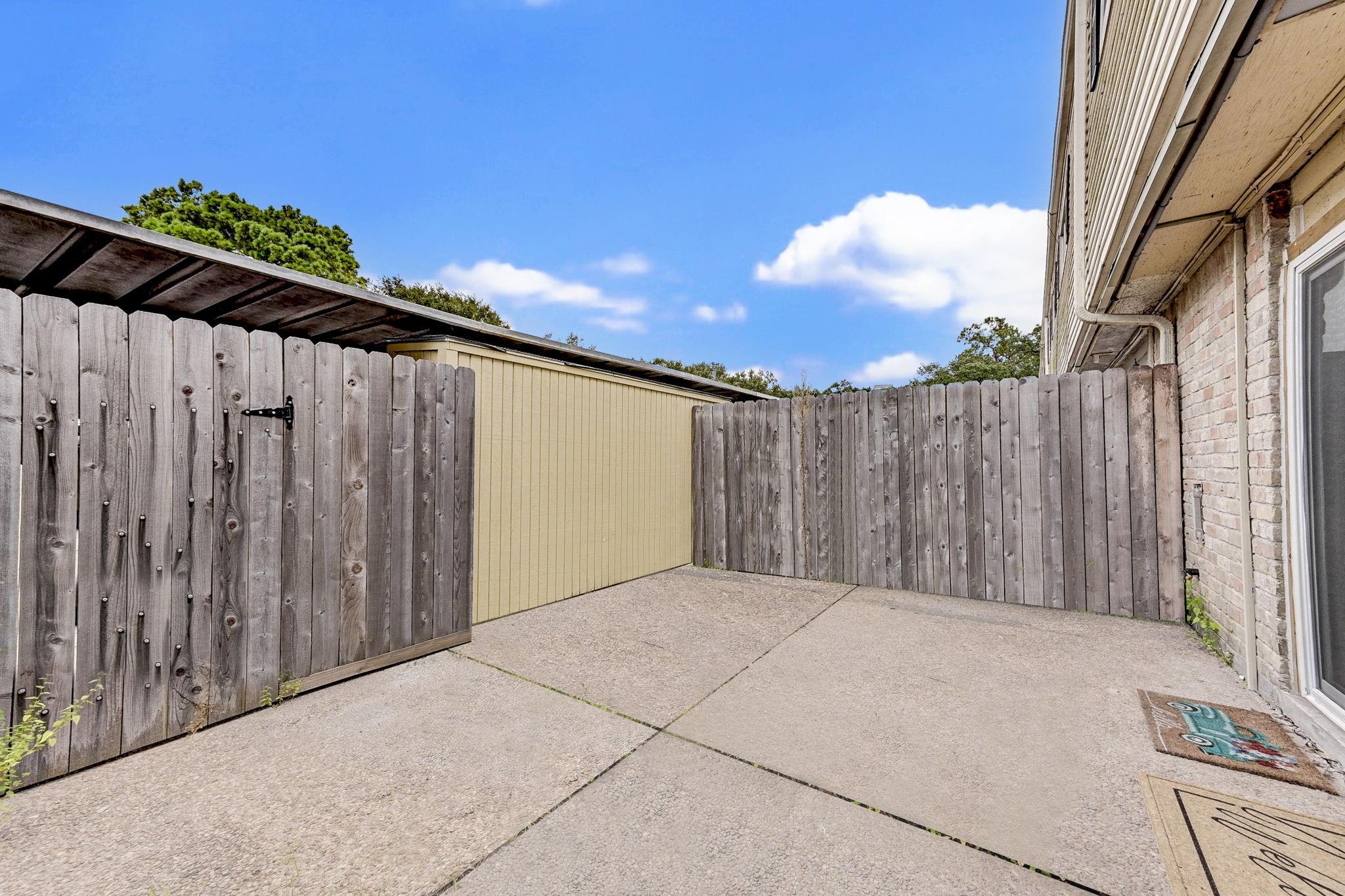 13194 Trail Hollow Drive