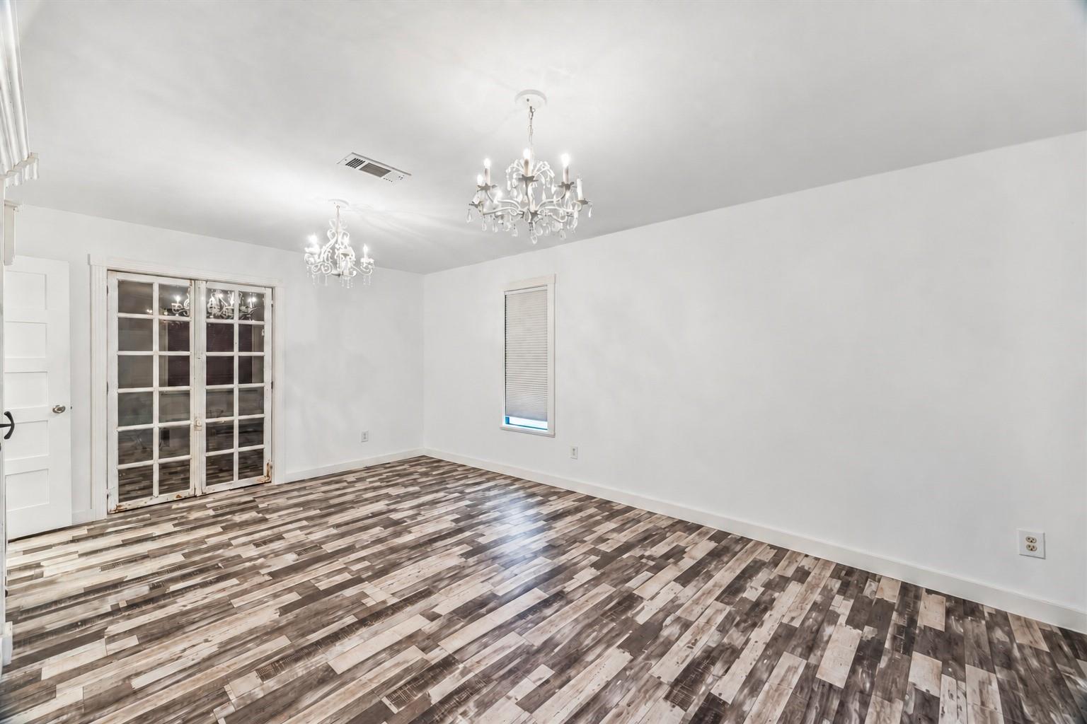15432 Esther Drive
