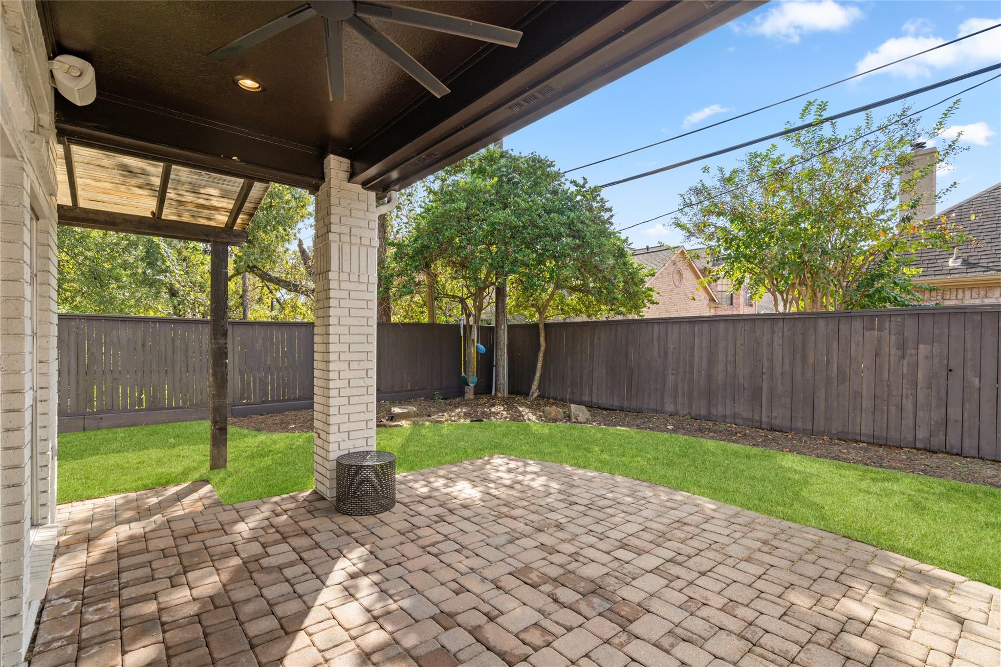 7515 Woodridge Place