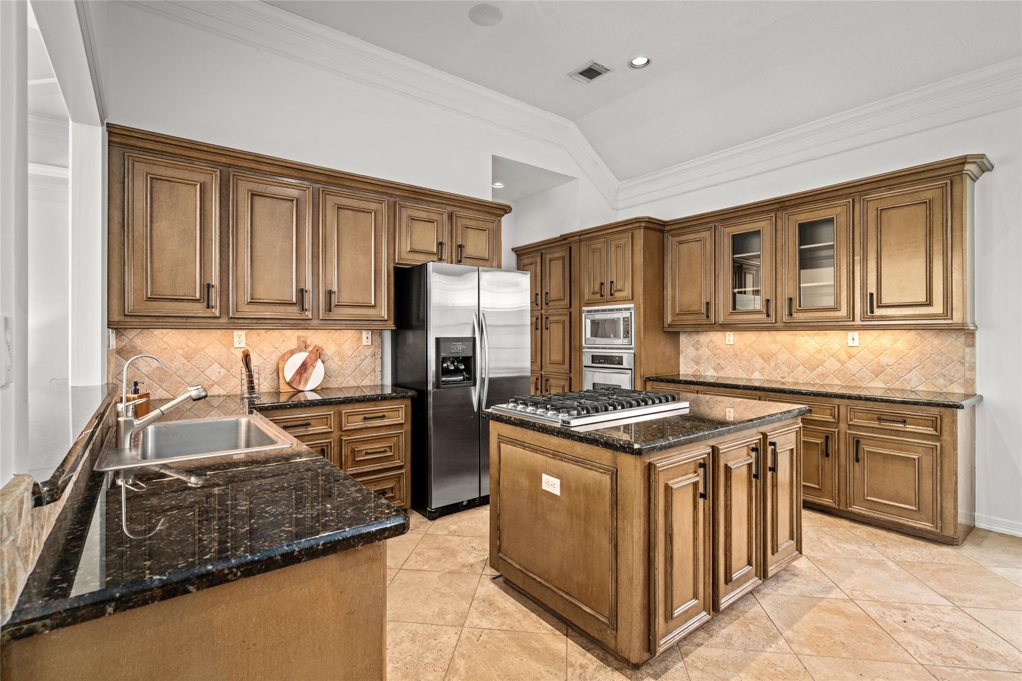 7515 Woodridge Place