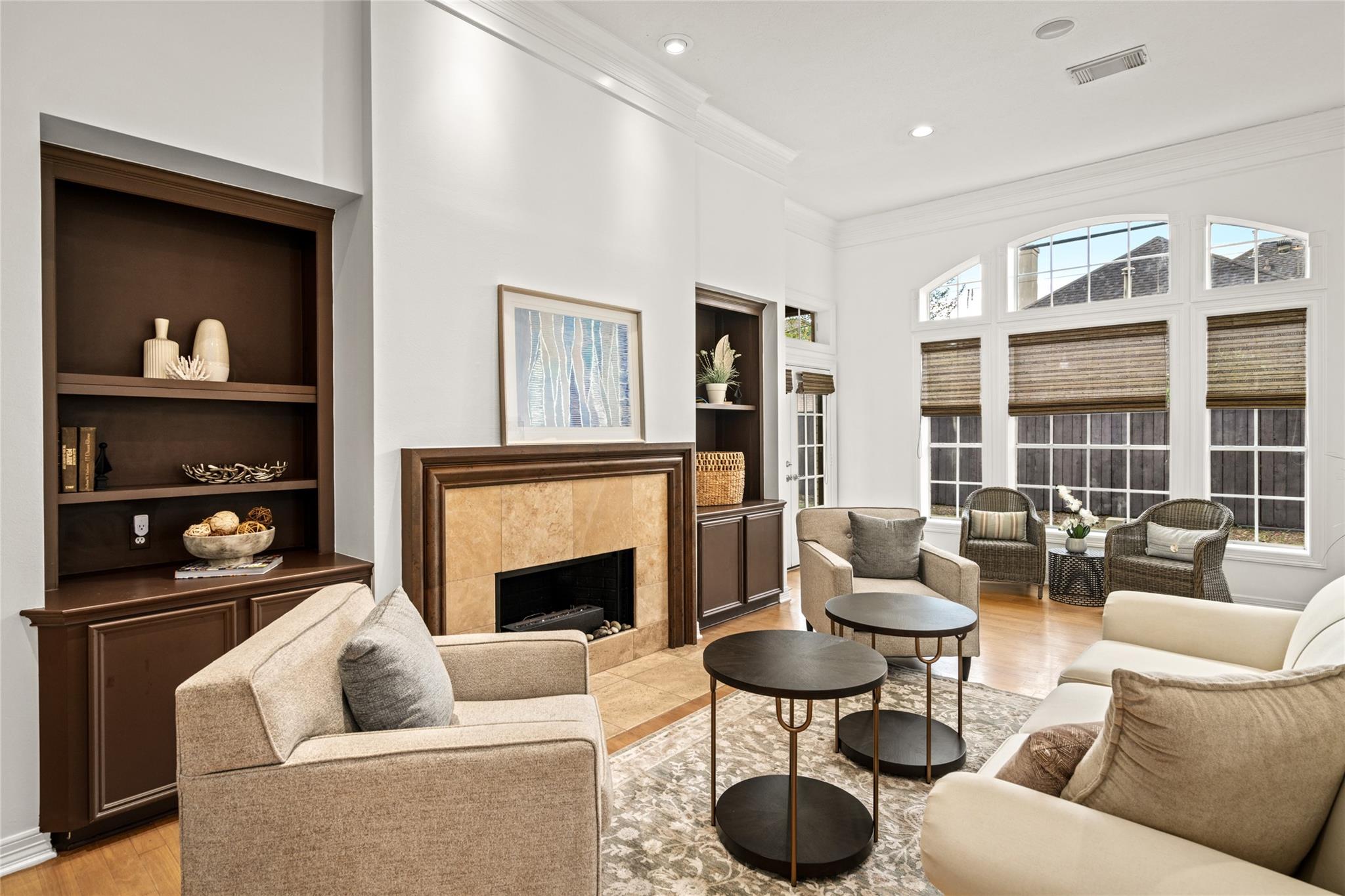 7515 Woodridge Place