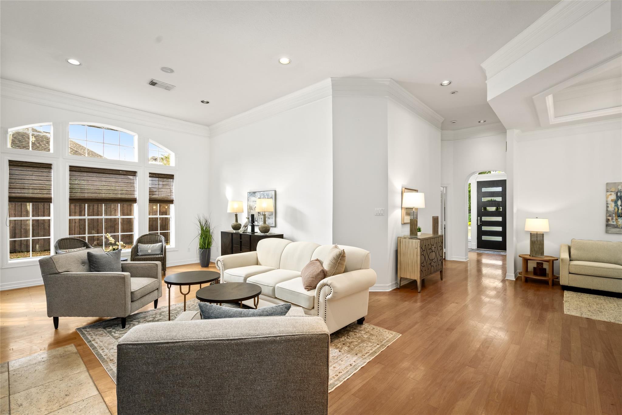 7515 Woodridge Place