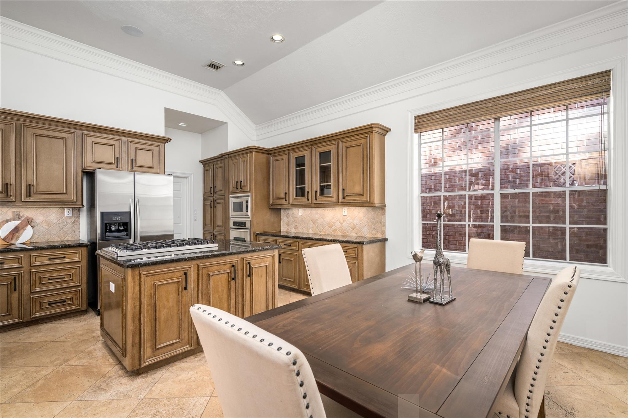 7515 Woodridge Place