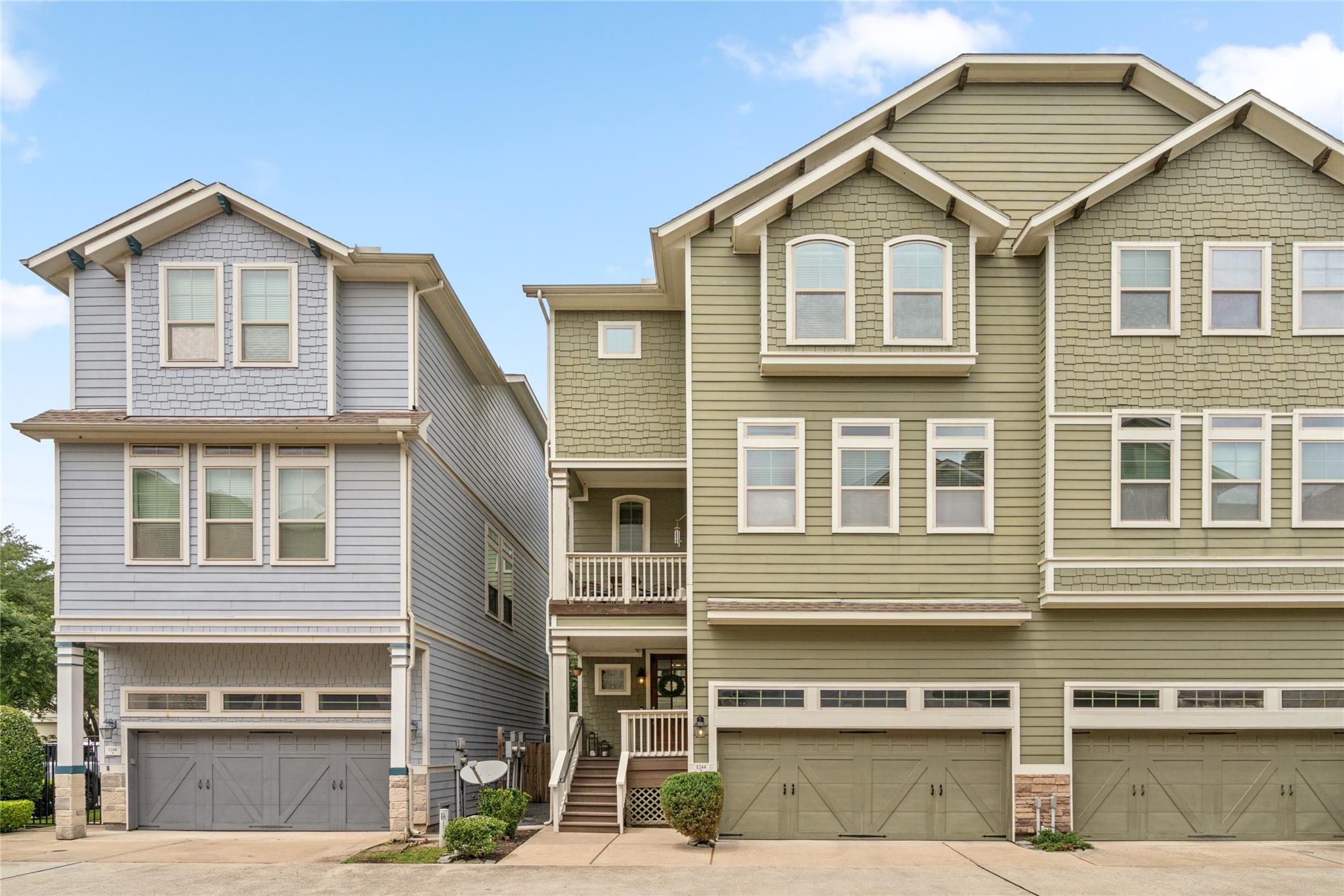 1244 Hobbs Reach Lane