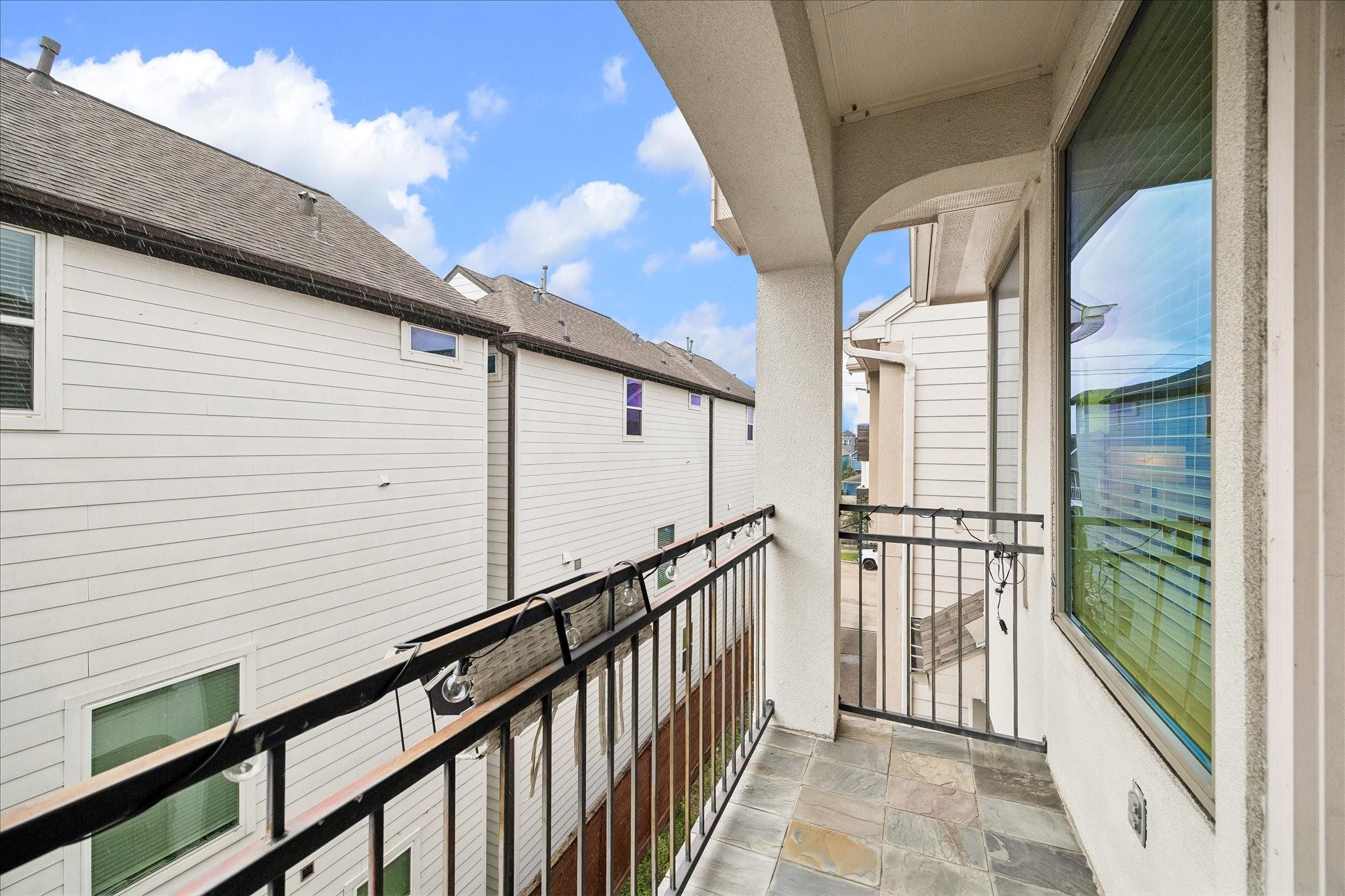 1538 W 23rd Street # B