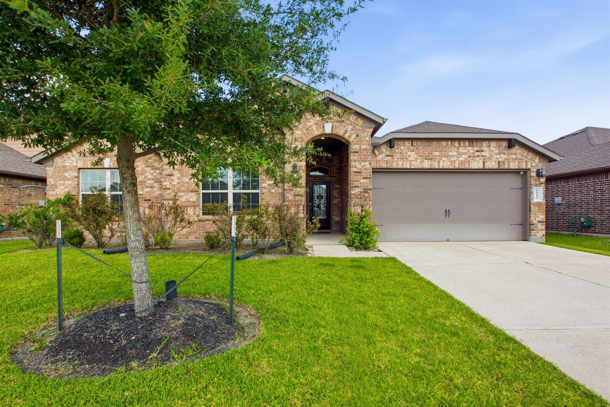 6915 Arcadia Meadow Court