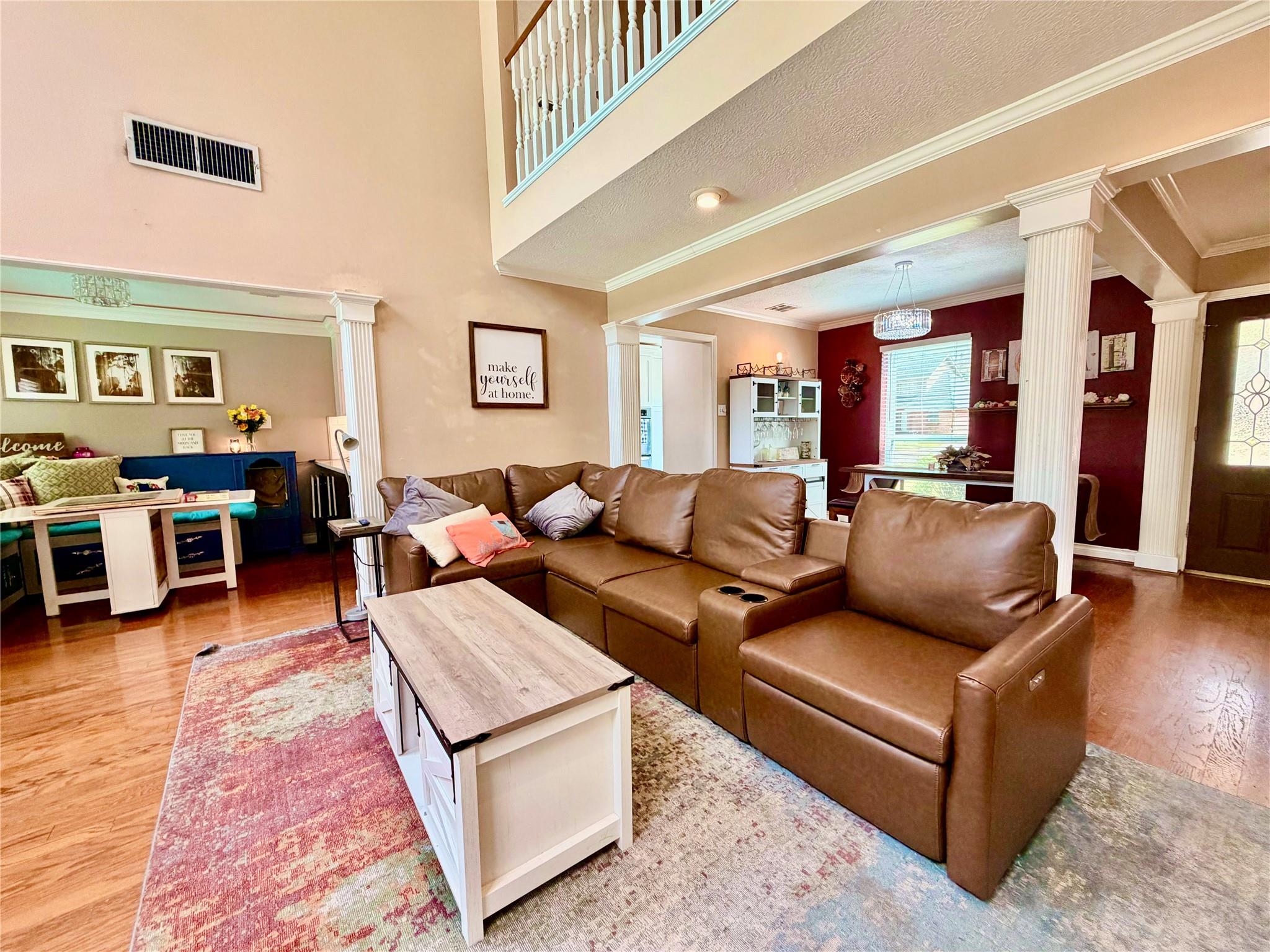 11918 Stillwater Drive