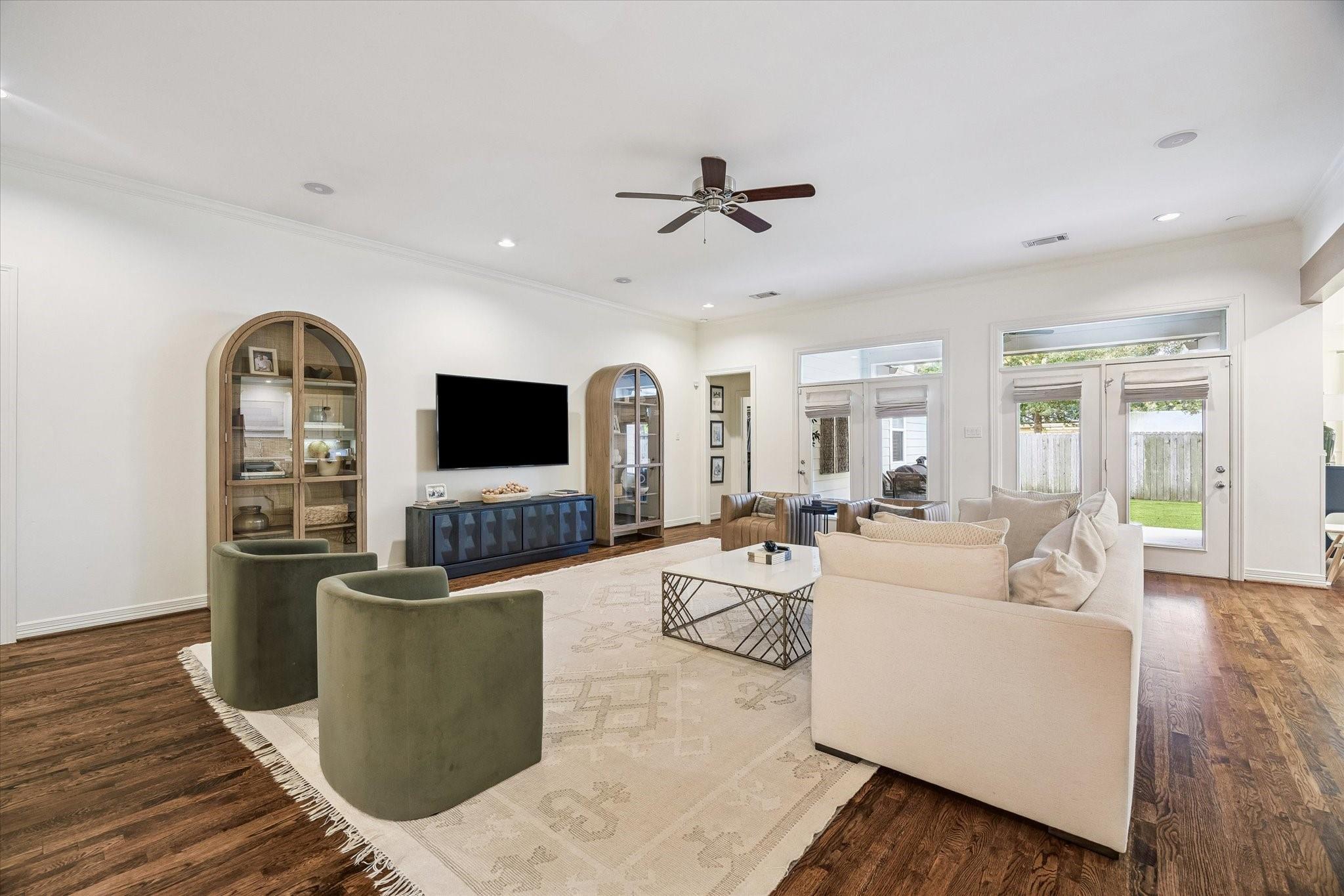 1329 Richelieu Lane