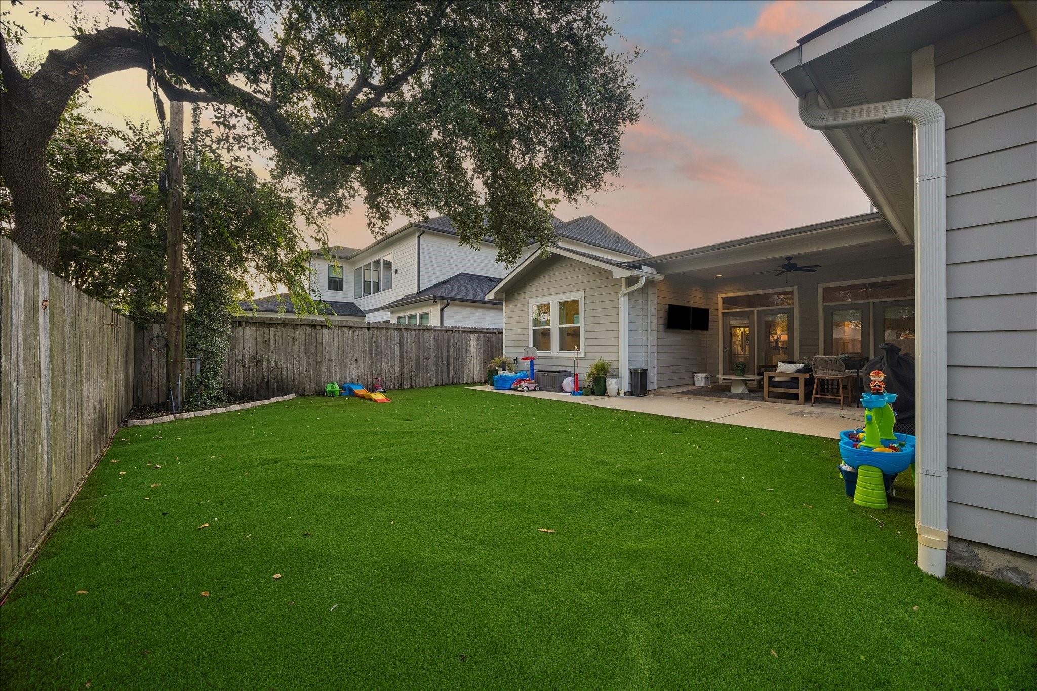 1329 Richelieu Lane