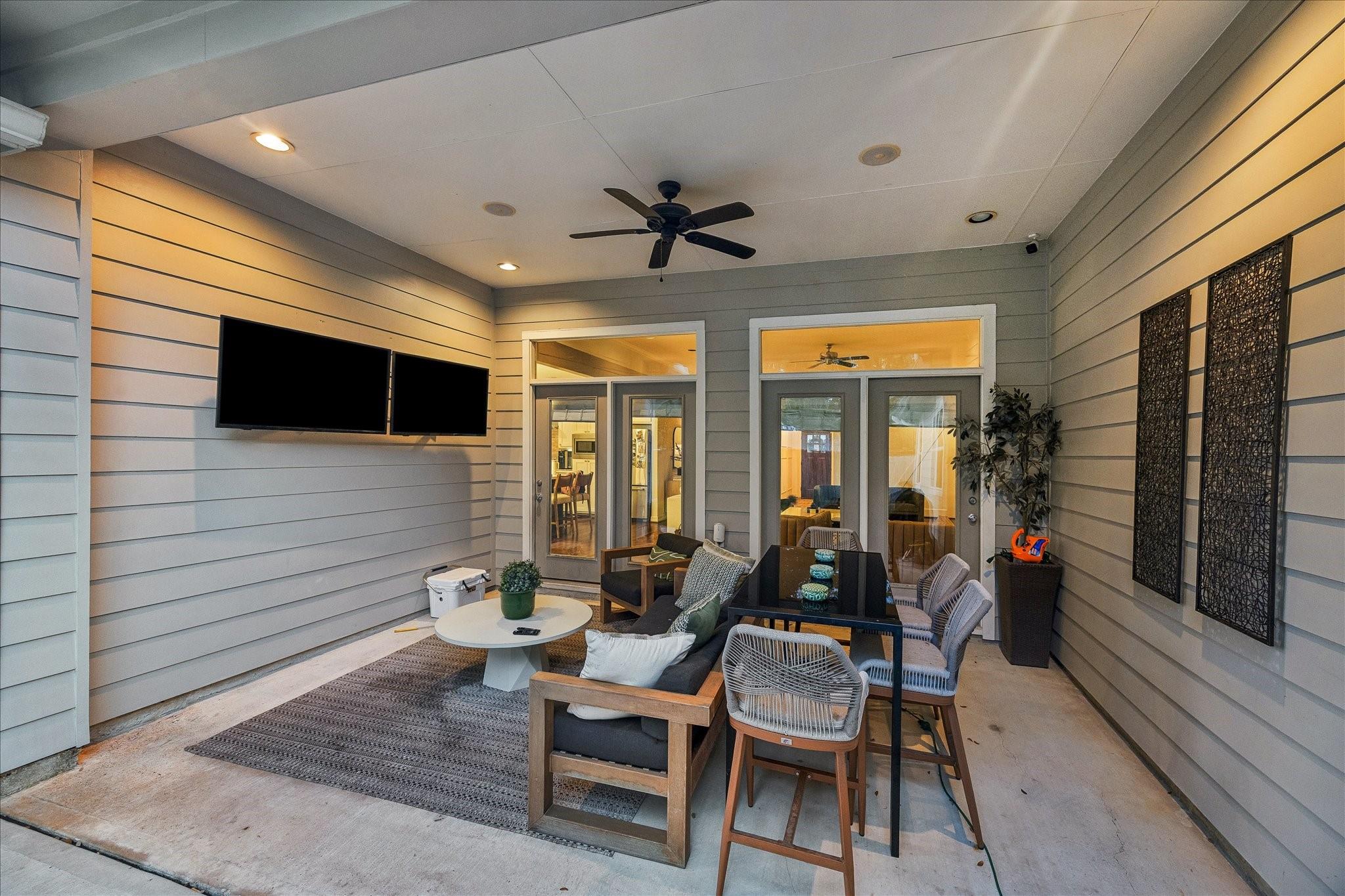 1329 Richelieu Lane