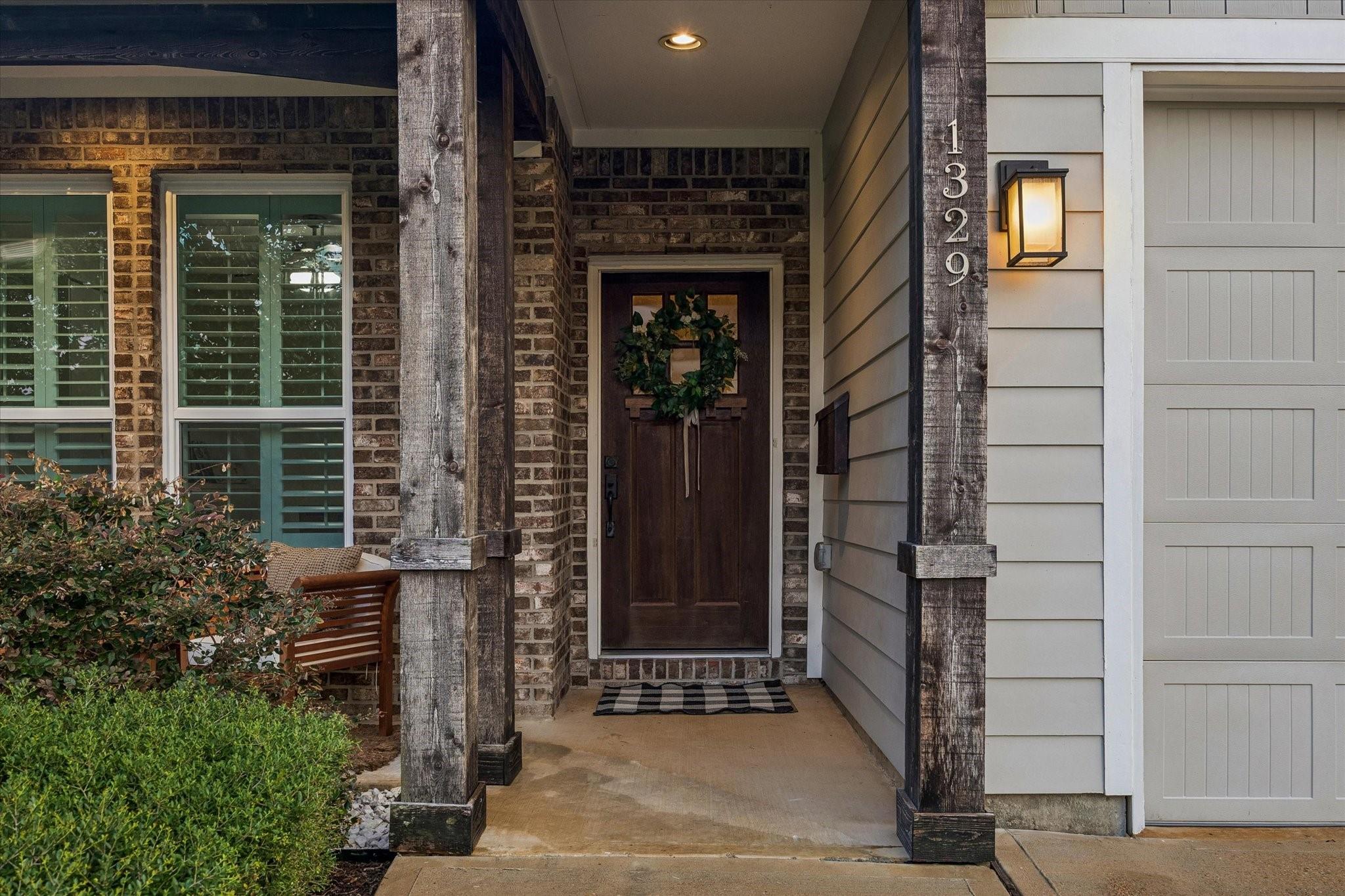 1329 Richelieu Lane